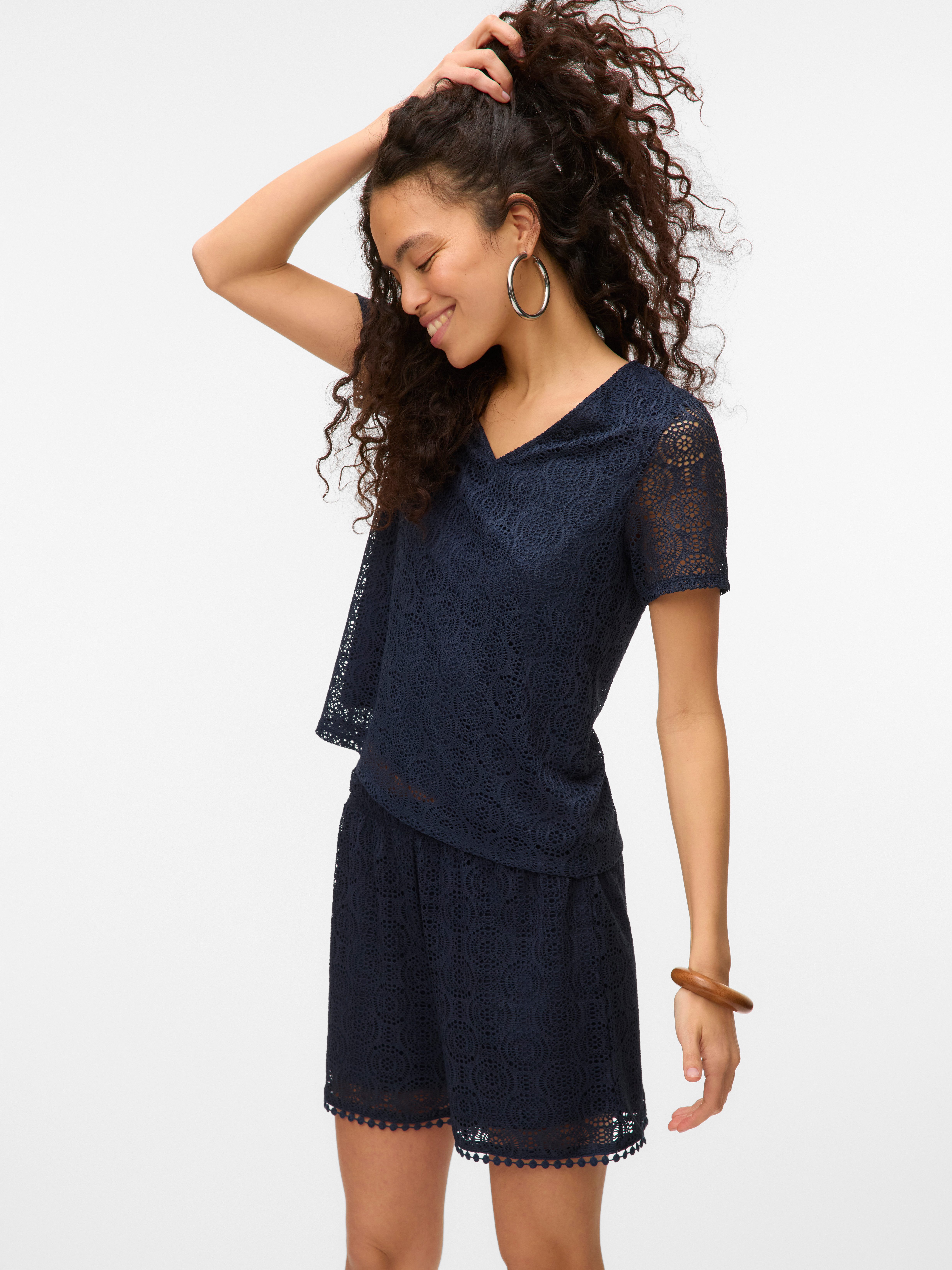Vero Moda V-Shirt VMMAYA SS V NECK TOP JRS Materialmix, regular fit, Spitze