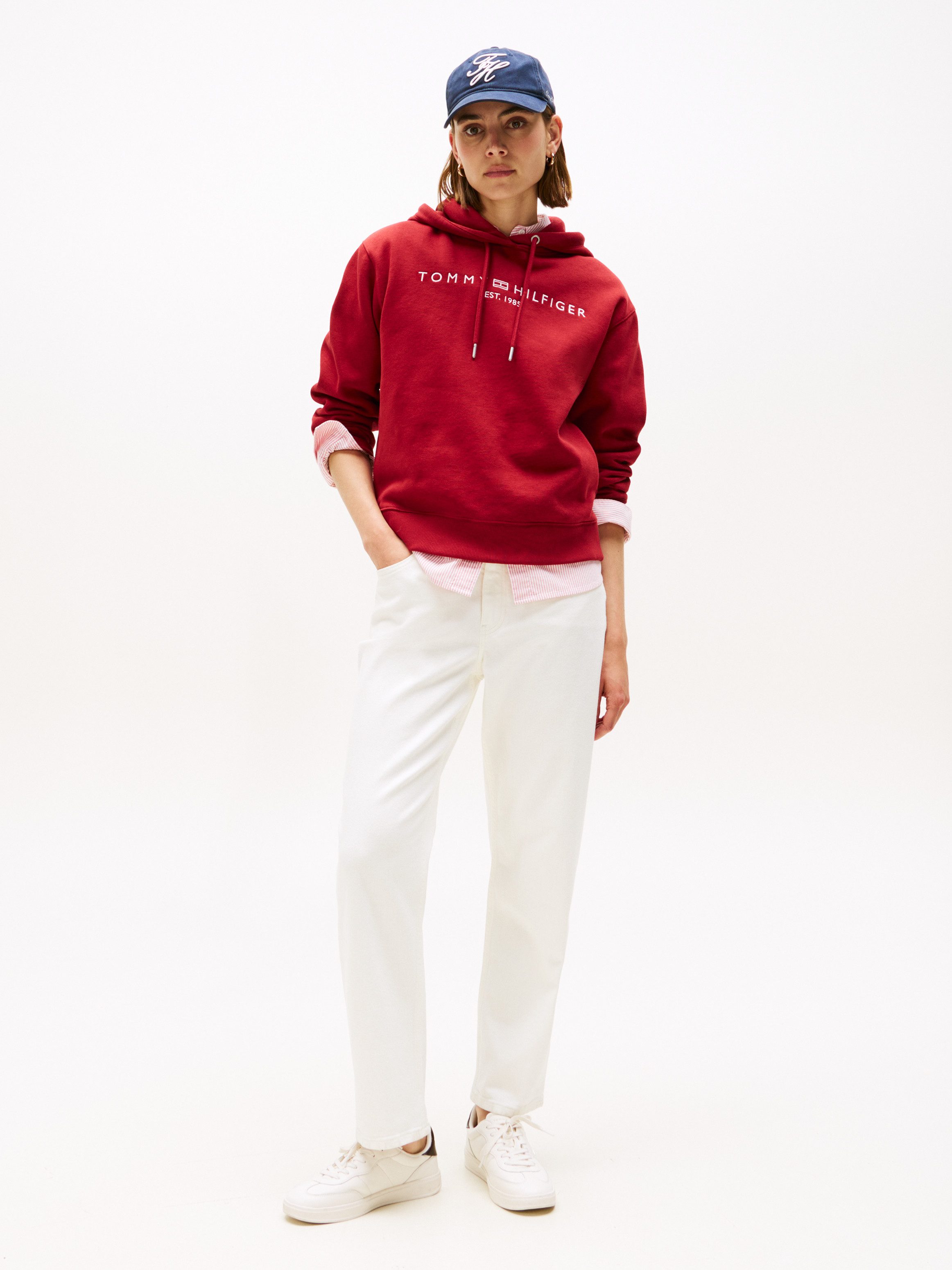 Tommy Hilfiger Kapuzensweatshirt MDRN REG CORP LOGO HOODIE mit gesticktem Logo-Schriftzug