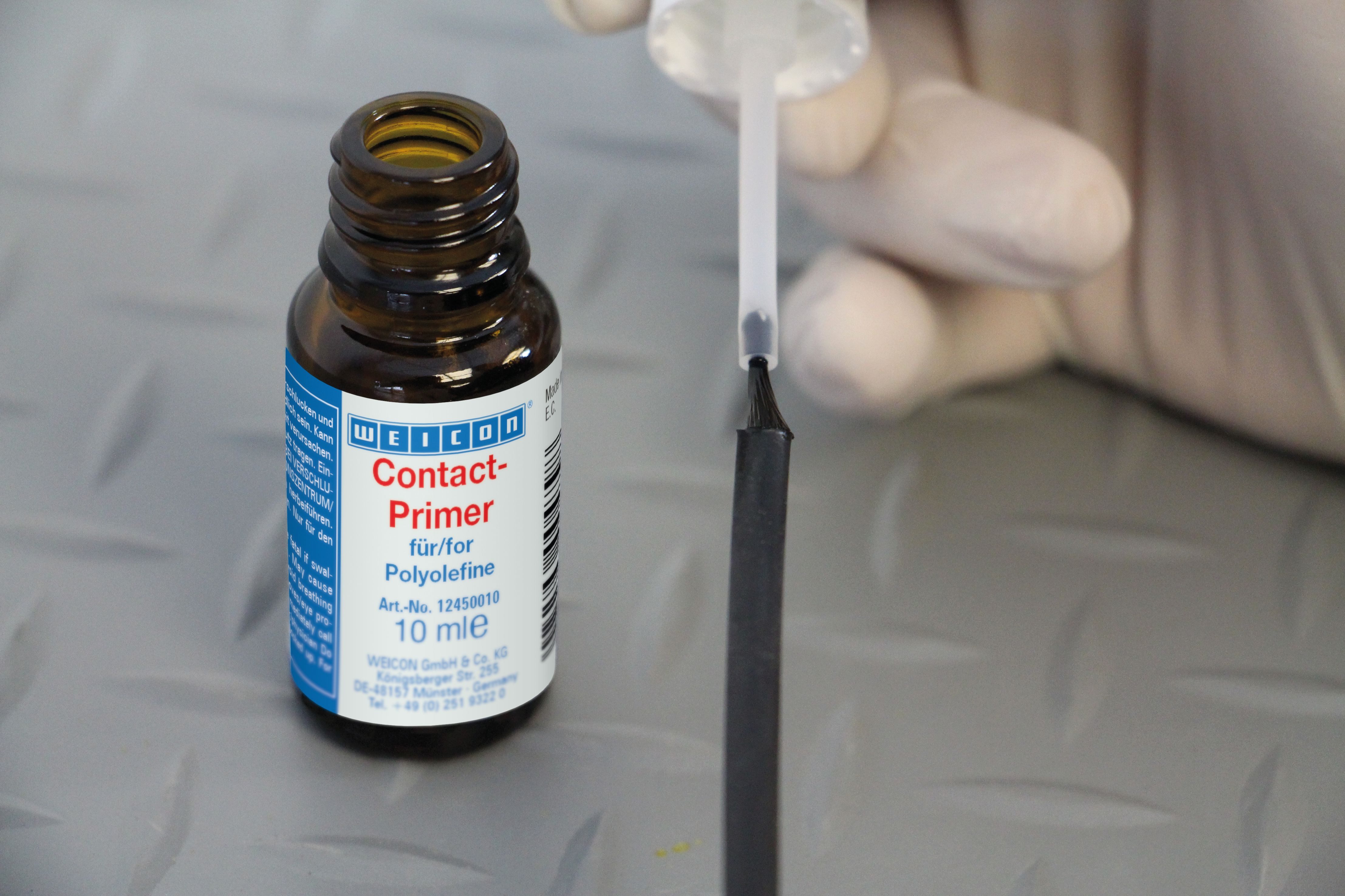 WEICON Sekundenkleber CA-Primer für Polyolefine, (Flasche), Veränderung der Oberflächenstruktur wird erzielt