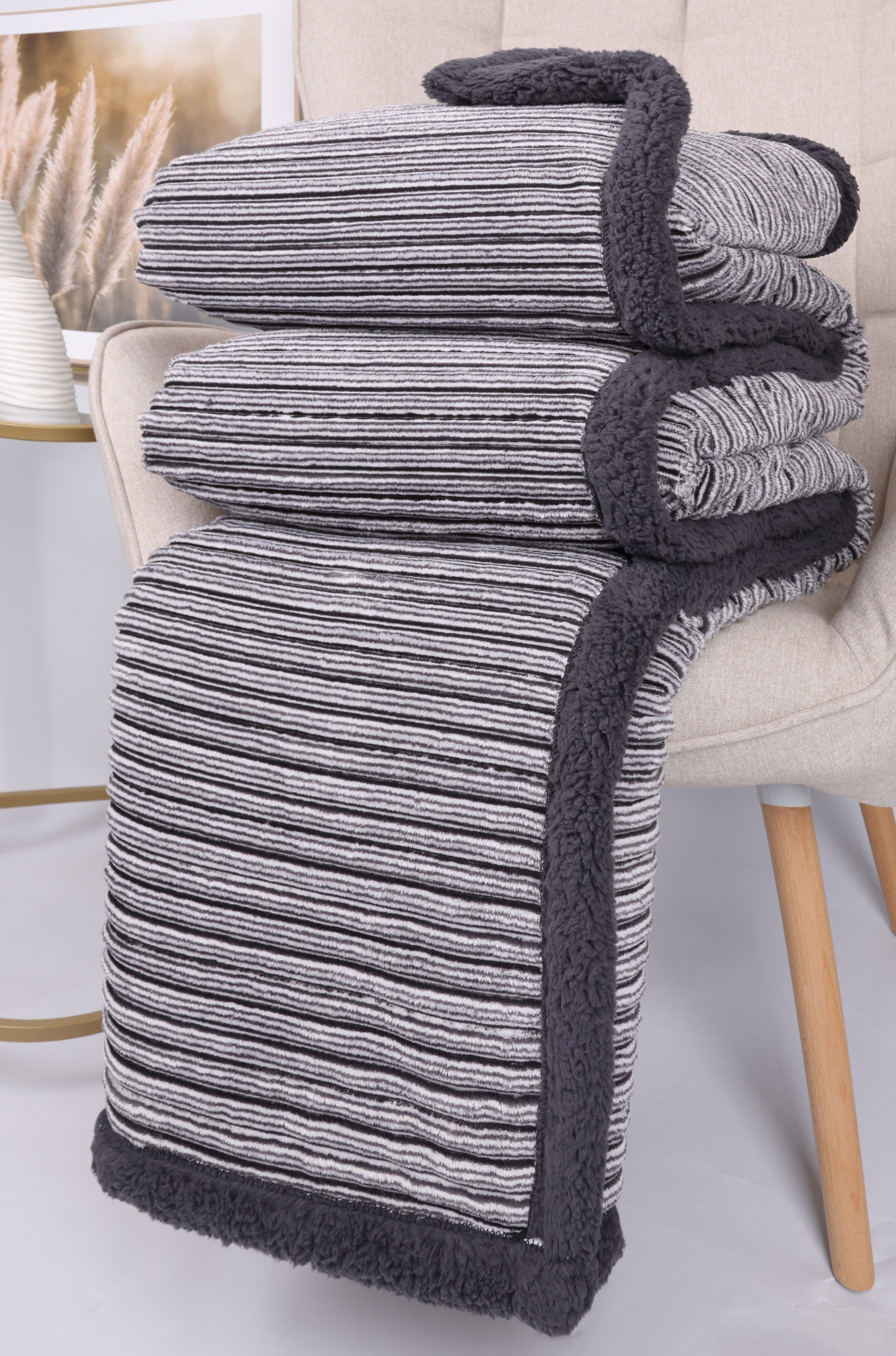 Wohndecke Luxus Kuscheldecke Wohndecke XXL Florenz Größe 150x200 cm, Betz, günstig online kaufen