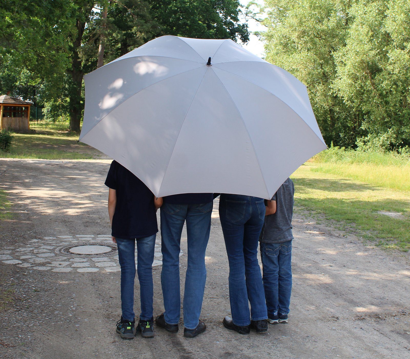 RS-Versand Langregenschirm riesiger und mit Handöffner, für XXL Paare Platz bietet Kinder Familien-Golfschirm