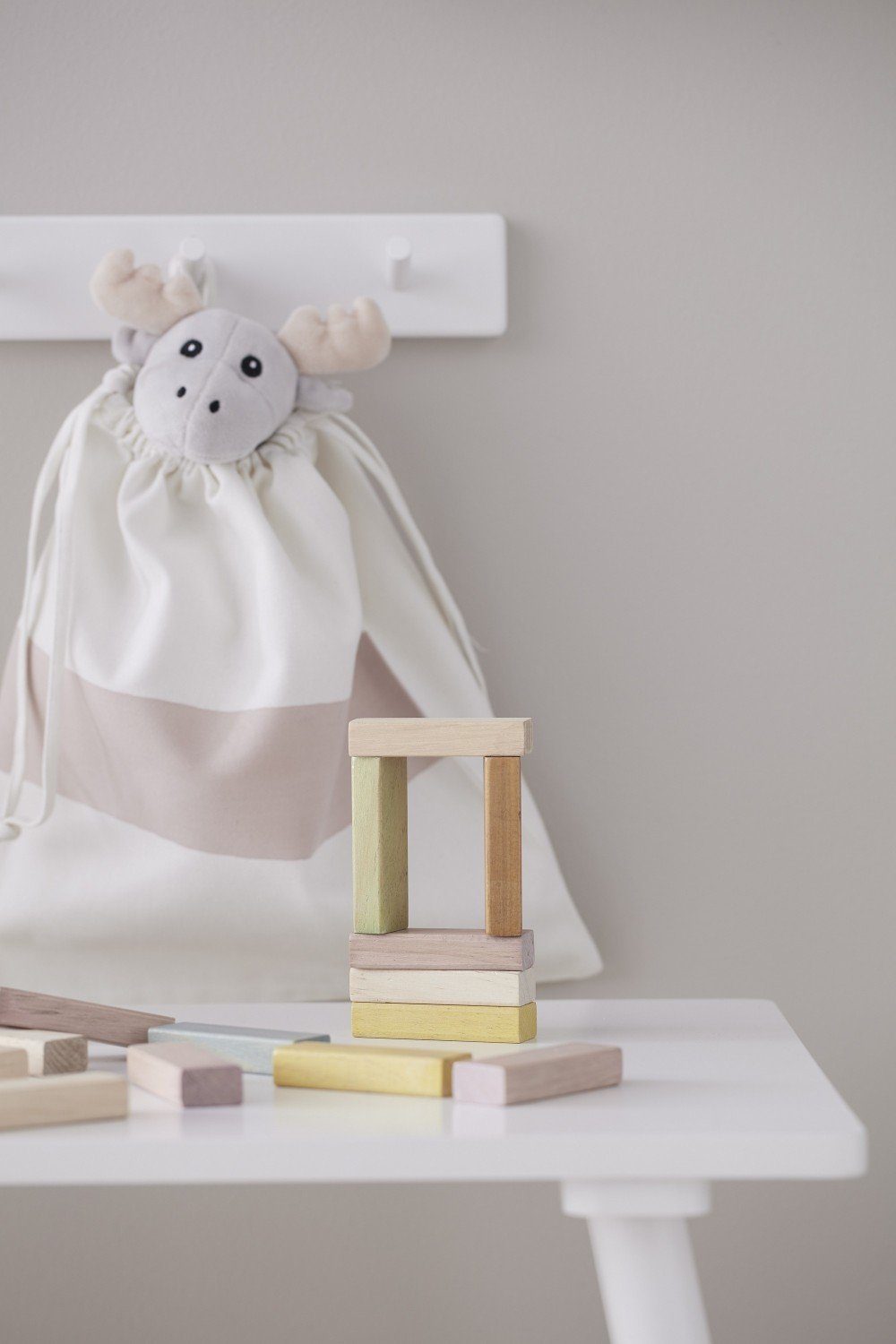 Kids Concept Stapelspielzeug Stapelturm Stapelstäbe aus Holz