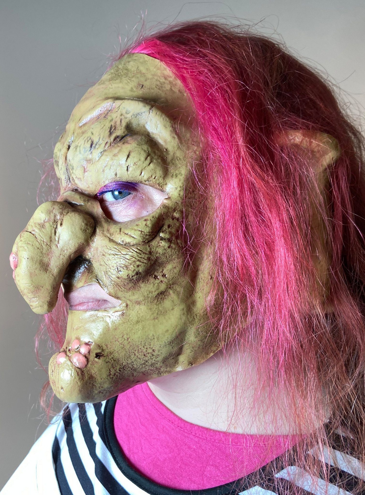 Wizardo Verkleidungsmaske Schrumpelhexe Maske - Halloween Fasching Kostüm, Eine gruselige Hexenmaske für Halloween, Karneval und Verkleidungspar