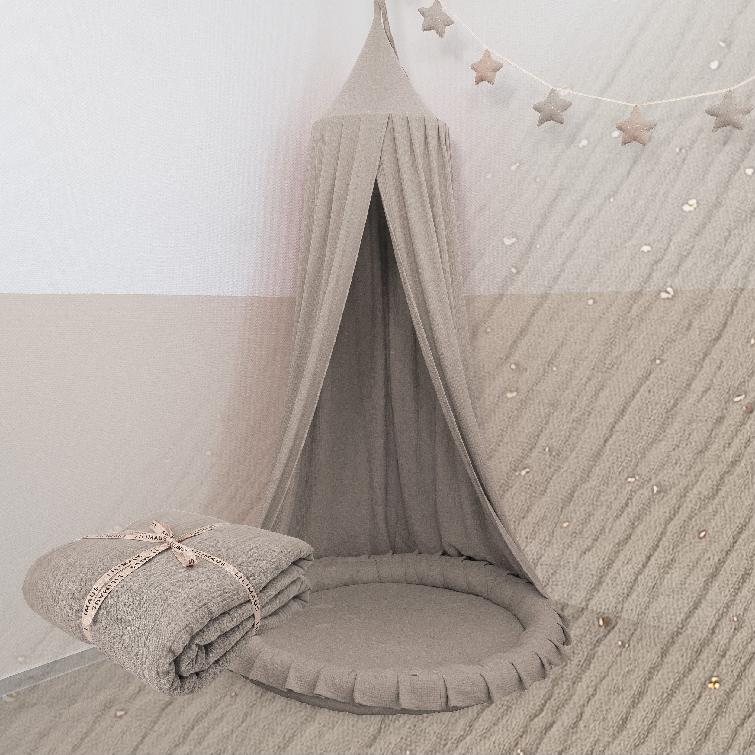 lilimaus Betthimmel für Kinderzimmer & Kuschelecke - großer Baldachin aus 100% Musselin (1-tlg), zart schimmernde Gold-Punkte - Rückzugsort zum Träumen & Lesen