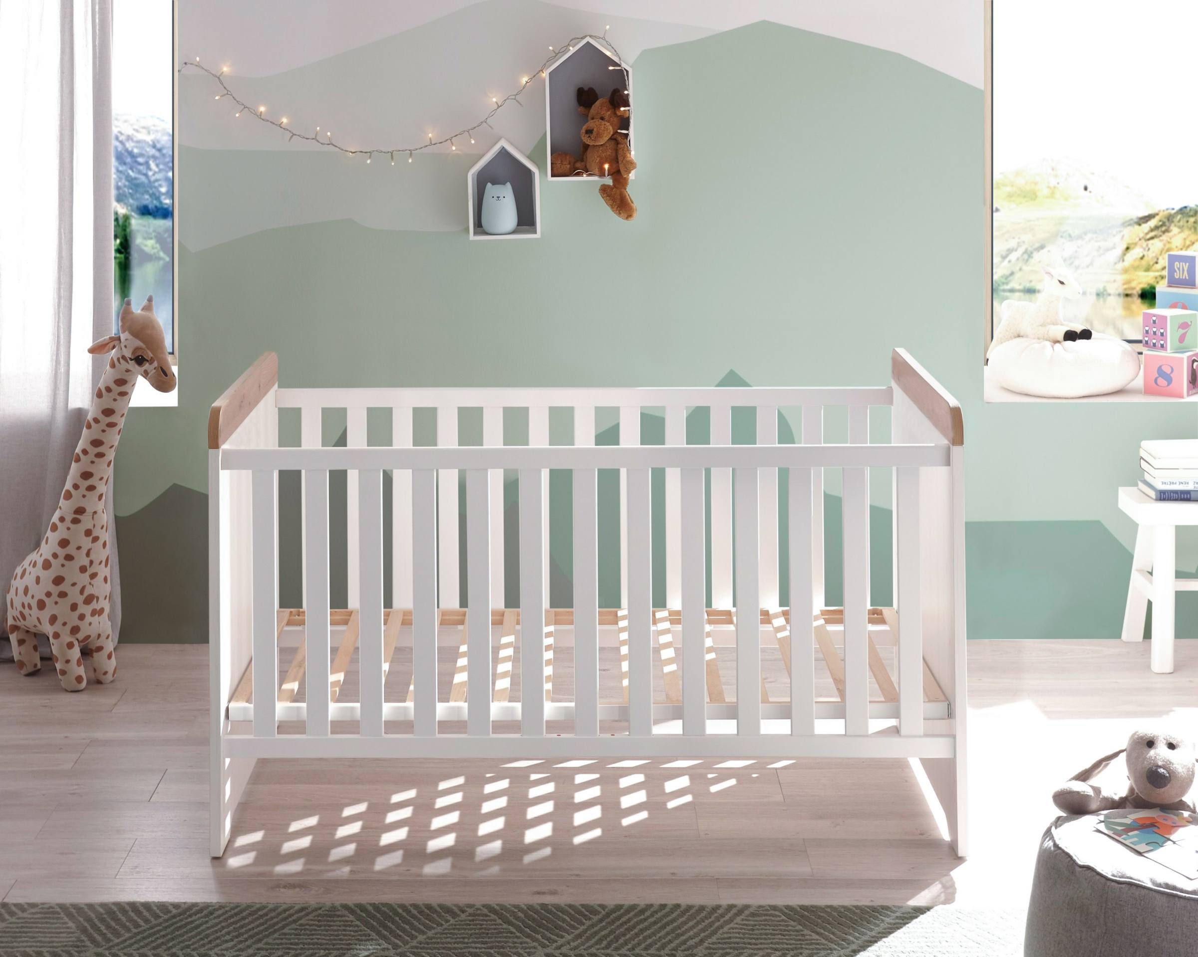 Begabino Holzbett Babybett Kinderbett Jasmin 70 x 140 cm 3 Schlupfsprossen Pinie weiß