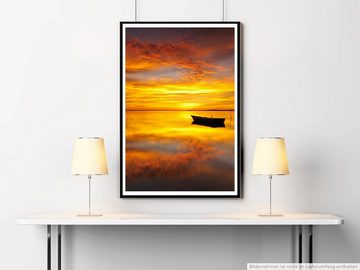 Sinus Art Poster Landschaftsfotografie 60x90cm Poster Einsames Boot beim goldenen Sonnenaufgang