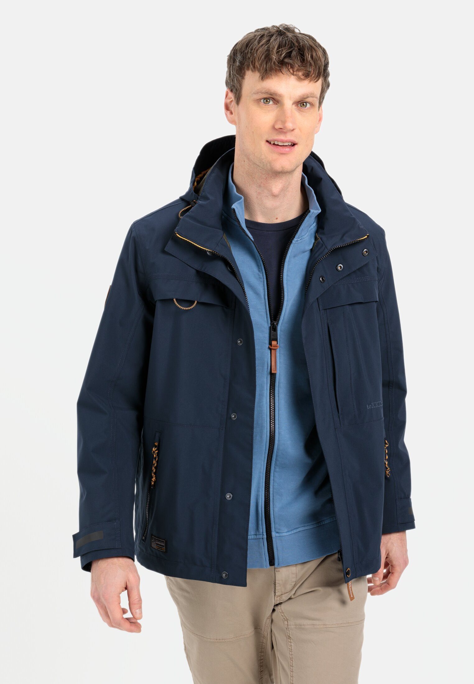 Funktionsjacke mit abnehmbarer Kapuze
