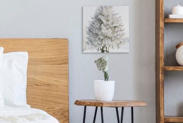 OneMillionCanvasses® Leinwandbild Winter - Baum - Schnee - Kiefer - Weiß, (1 St), Leinwand Bilder für Wohnzimmer Schlafzimmer