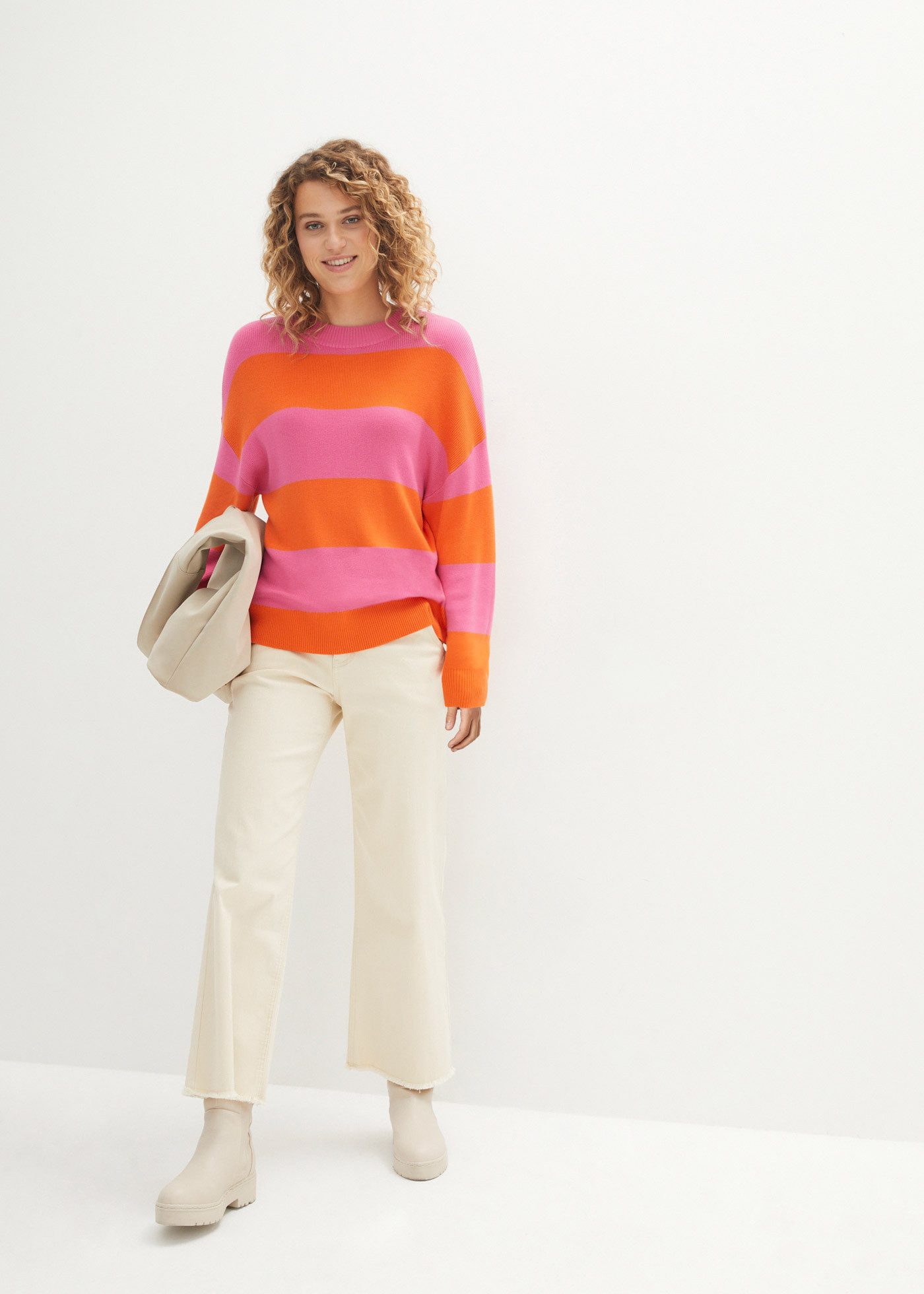 bonprix Strickpullover aus Viskose und Polyamid, ohne Verschluss, gestreiftes Design