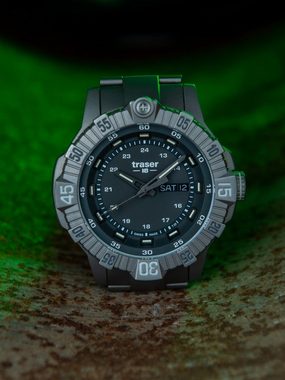 Traser Schweizer Uhr Traser H3 110666 Tactical Grau Titan Herrenuhr 46m