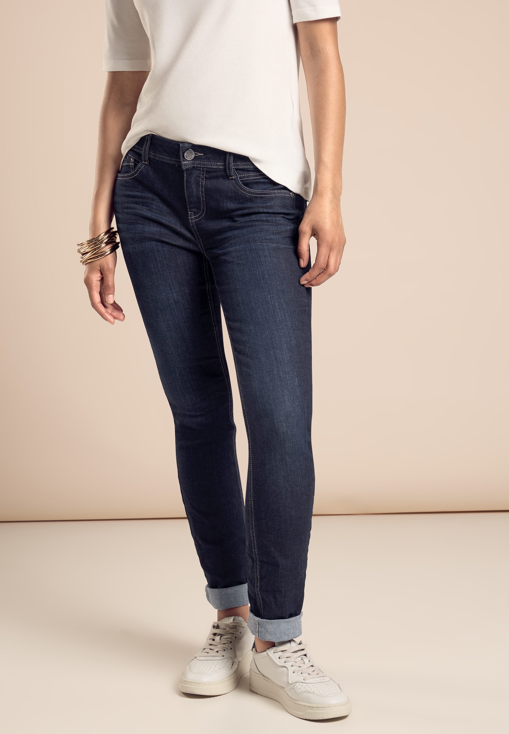 STREET ONE Comfort-fit-Jeans 5-Pocket-Style. Reduzierter Preis € 50,99. Unverbindliche Preisempfehlung € 59,99