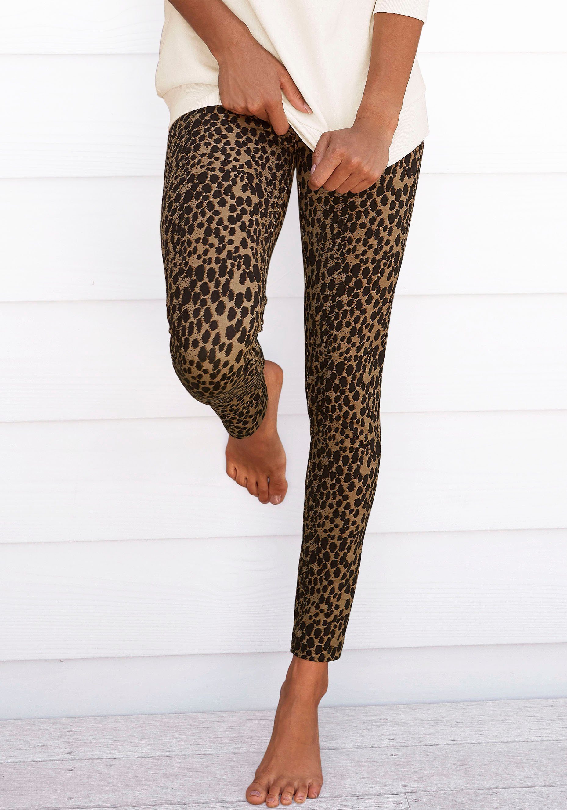 Buffalo Leggings mit Leoprint | Pyjama-Sets