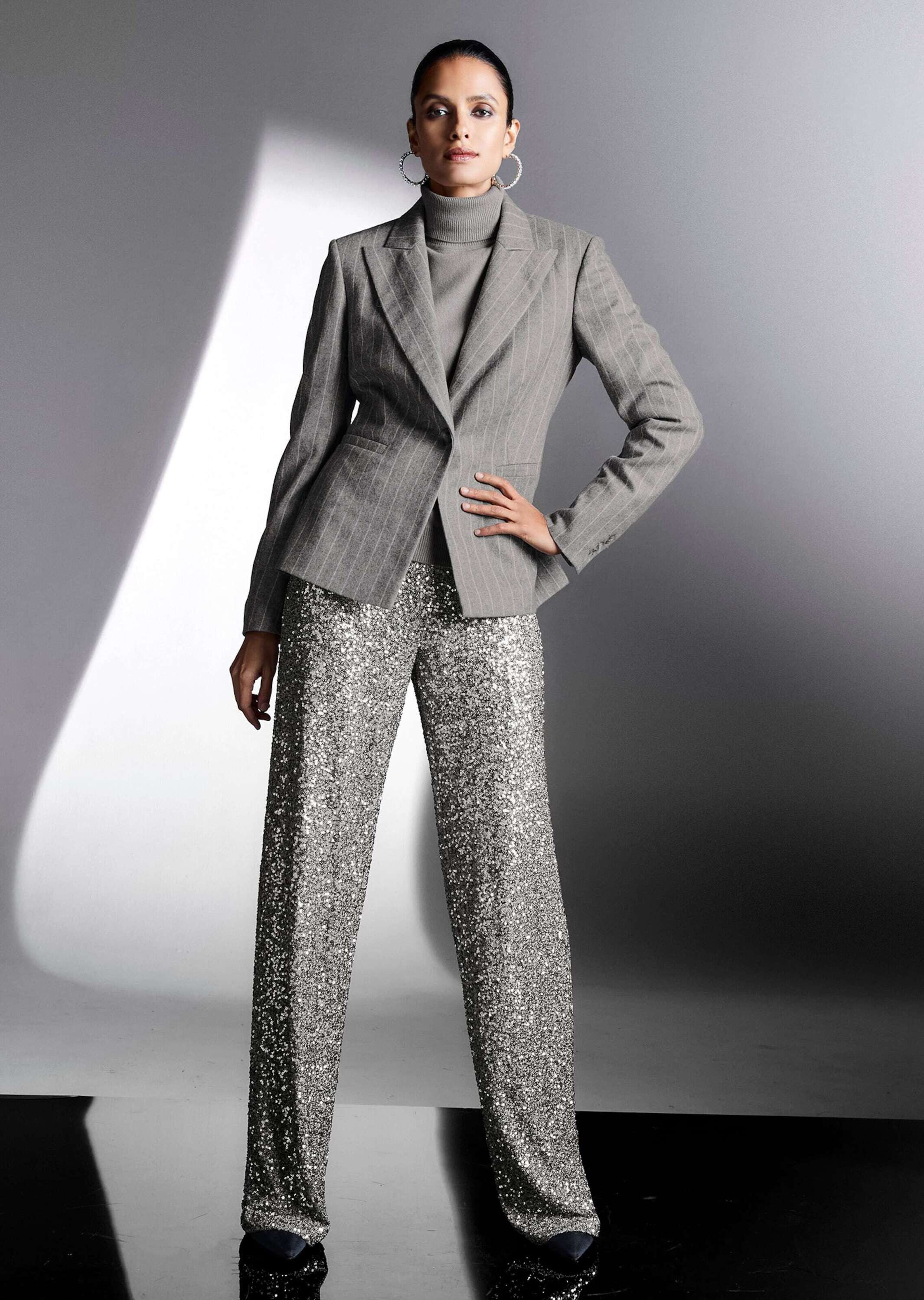 MADELEINE Kurzblazer Trendstarker Nadelstreifen-Blazer günstig online kaufen
