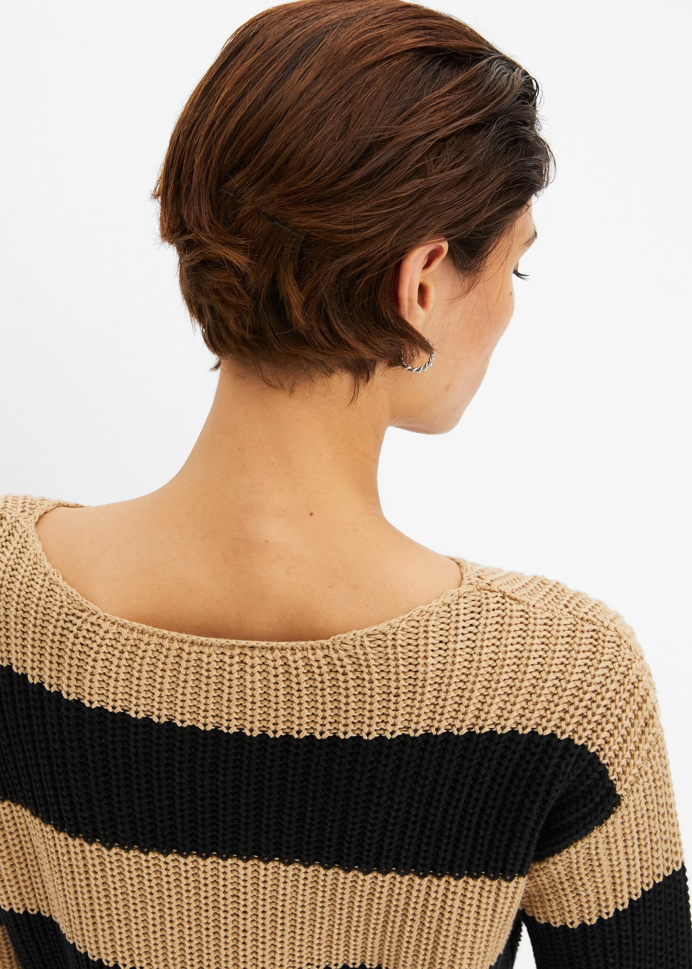 bonprix Strickpullover aus Baumwolle und Polyacryl, mit U-Boot Ausschnitt