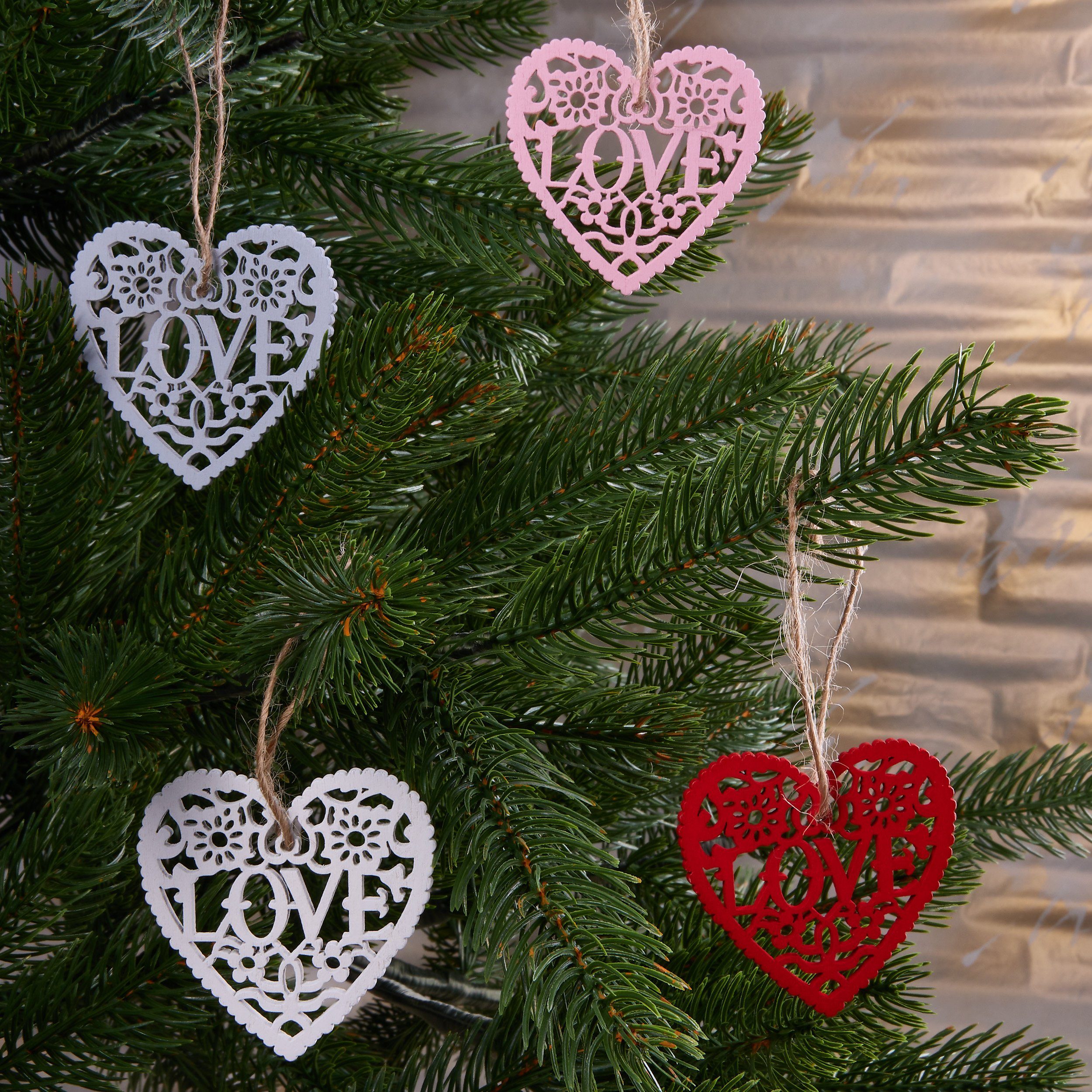Set Love Dekoanhänger Weihnachten oder Valentinstag, DIY Liebe, Deko Holz Dekorationen Weihnachtsanhänger (24-tlg), Christbaumschmuck für BRUBAKER