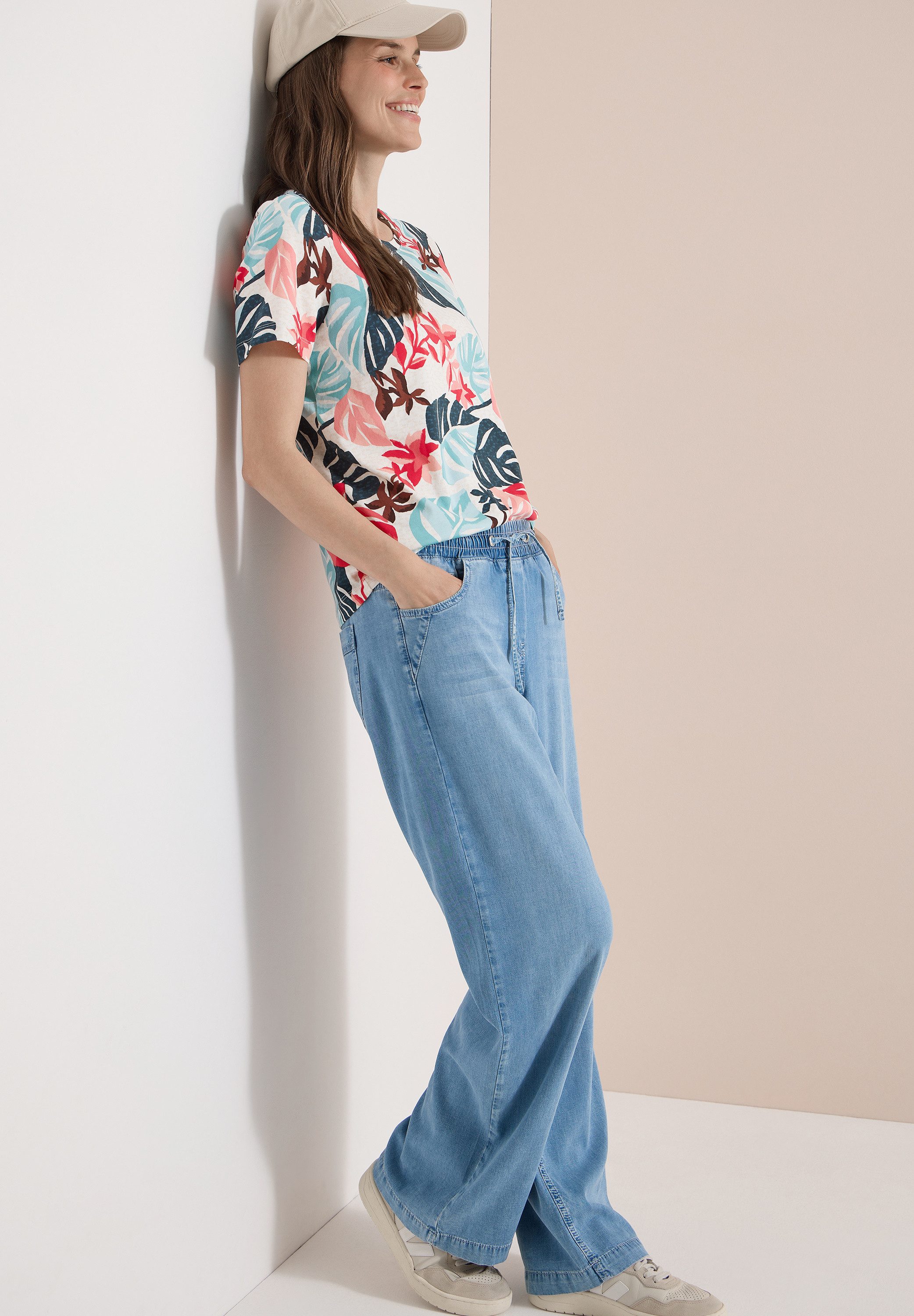 CECIL Kurzarmshirt Sommershirt mit Rundhals und Blätterprint – Bild 5 von 5