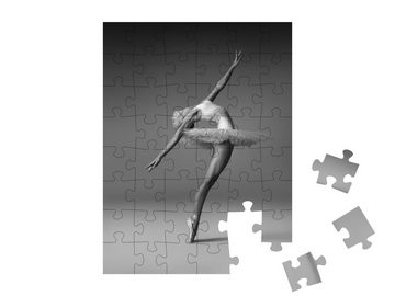 puzzleYOU Puzzle Ballerina in Tanzpose, schwarz-weiß, 48 Puzzleteile, puzzleYOU-Kollektionen Fotokunst