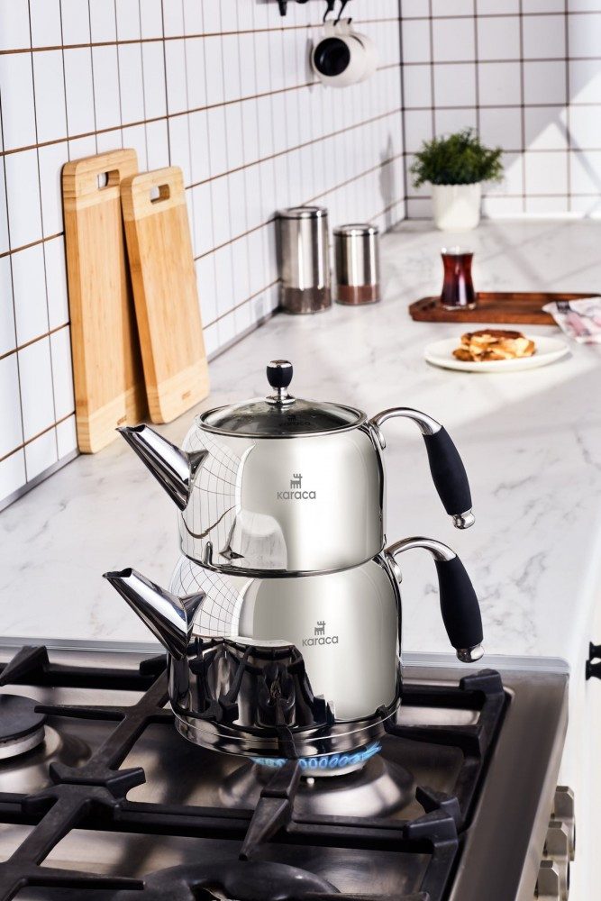 Karaca Teekanne Karaca Stella Edelstahl-Teekannen-Set, 3L, Induktionsgeeignet, 2 l