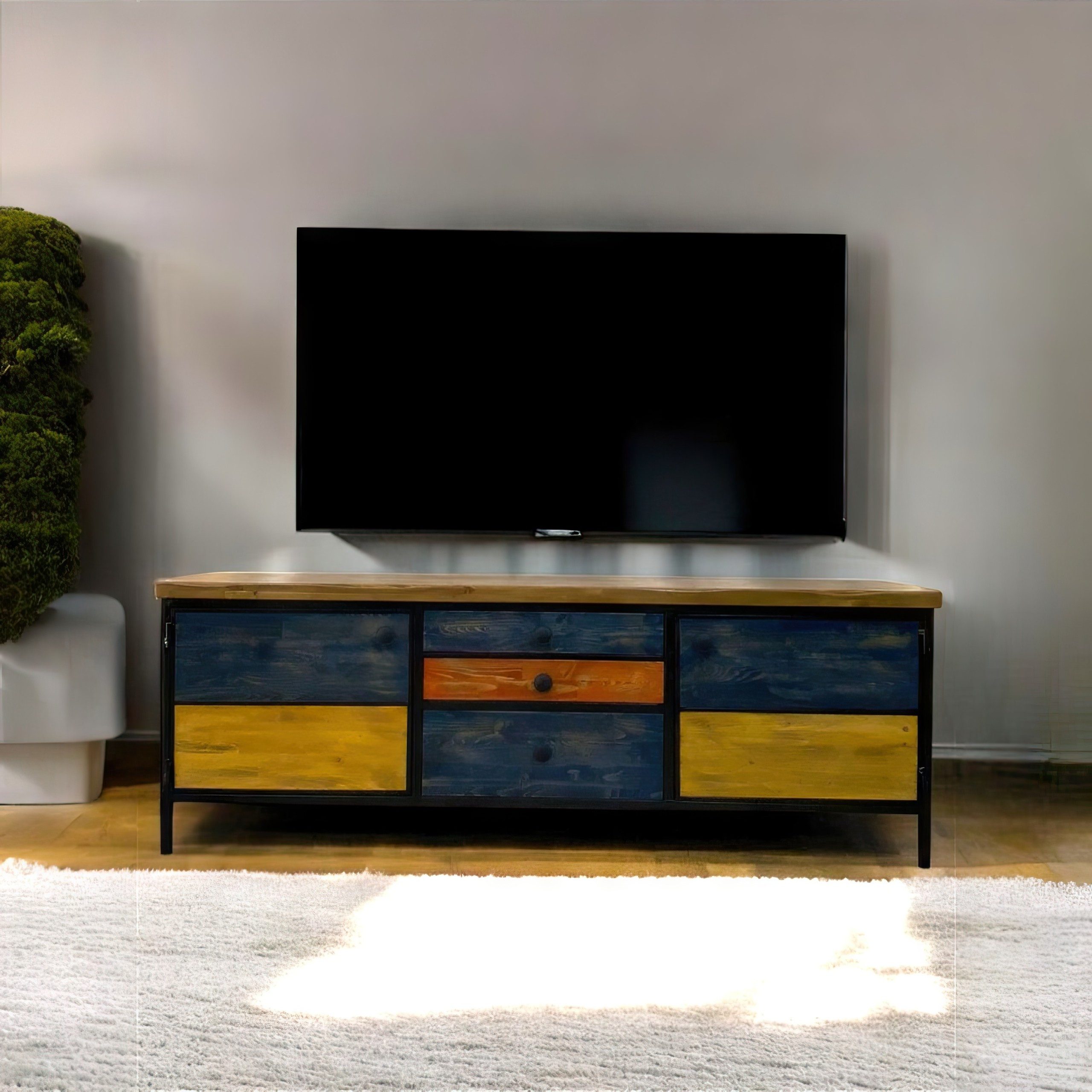 Xlmoebel Lowboard TV-Möbel aus Holz im Vintage-Stil mit bunten Schubladen (Lowboard, 1 St., 180 x 40 x 60 cm), Made in Europa