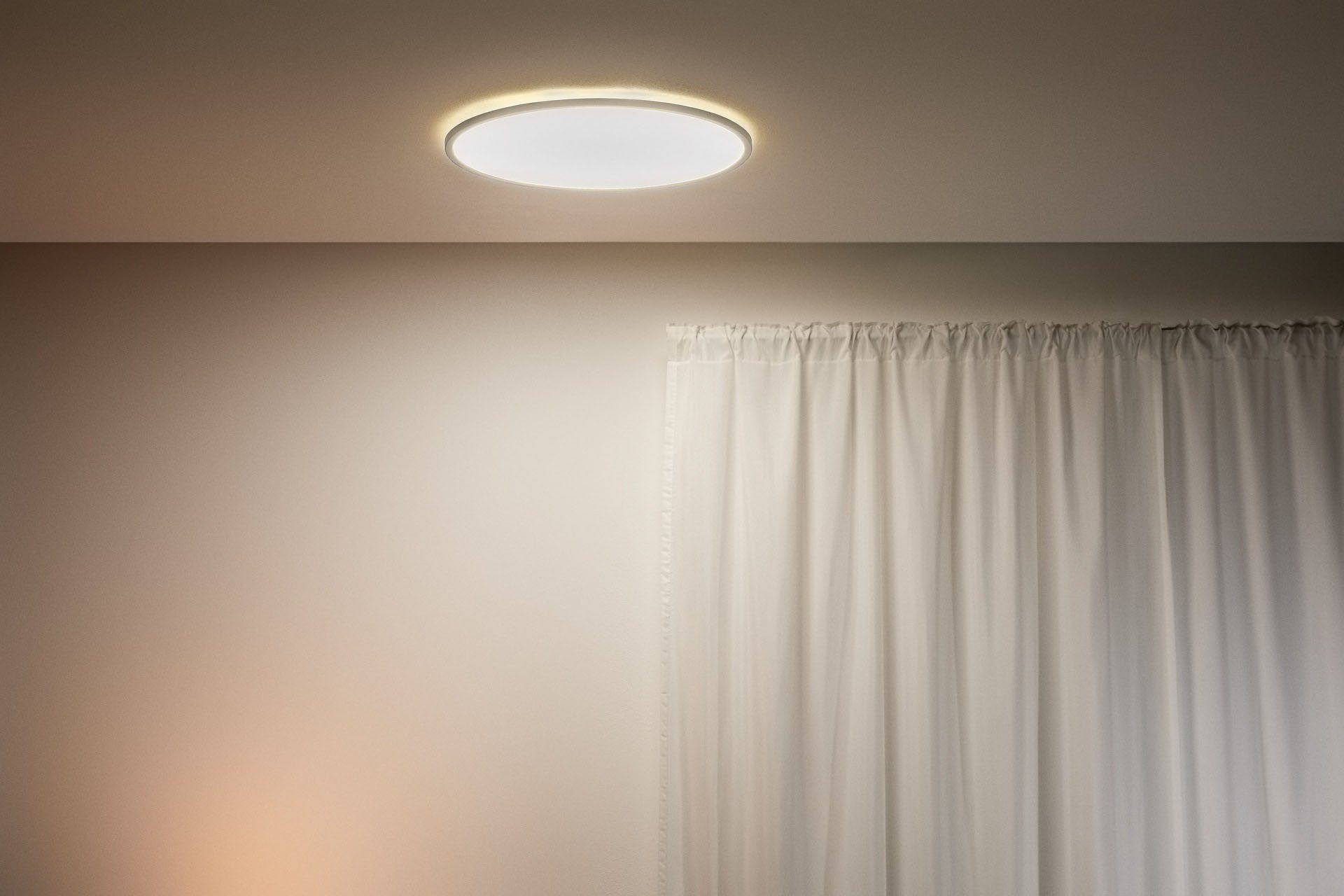 WiZ LED Deckenleuchte Super warmweiß Design fest integriert, - Bluetooth, kaltweiß, Schlankes, Slim, schmales LED