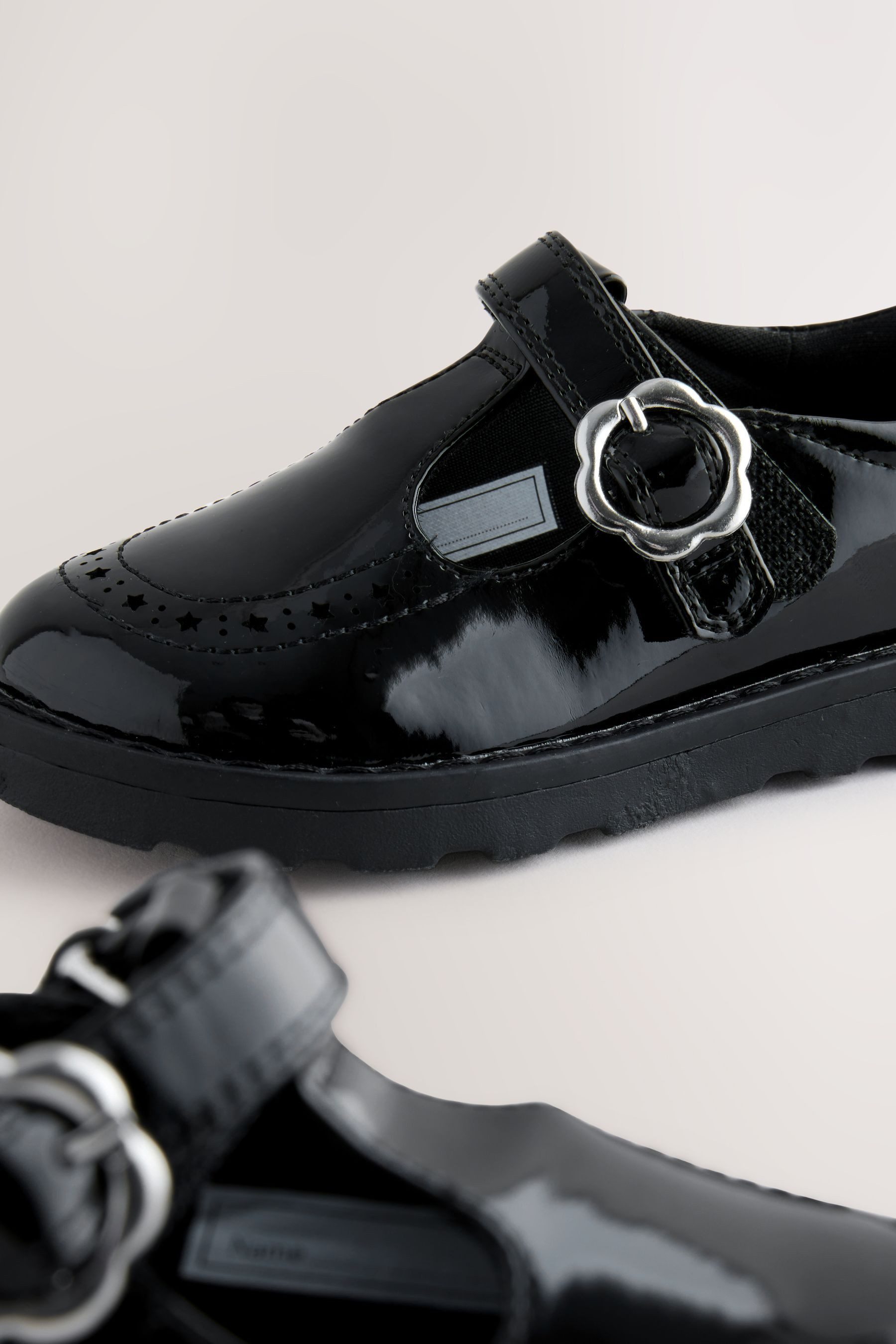 Next Schulschuhe mit T-Steg T-Strap-Sandale (1-tlg) günstig online kaufen
