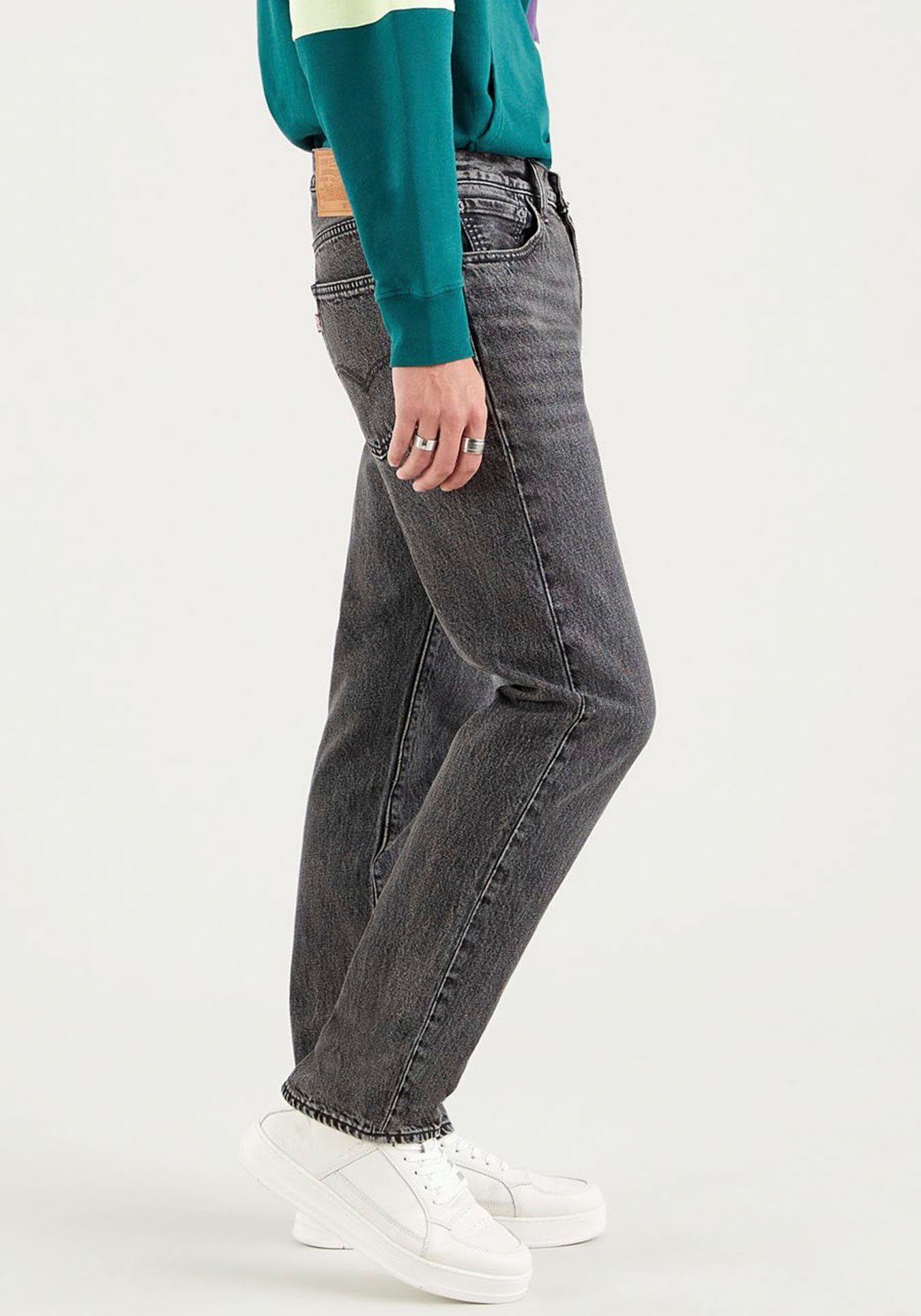 SHAD Lederbadge mit AUTHENTIC Straight-Jeans Levi's® SWIM 551Z