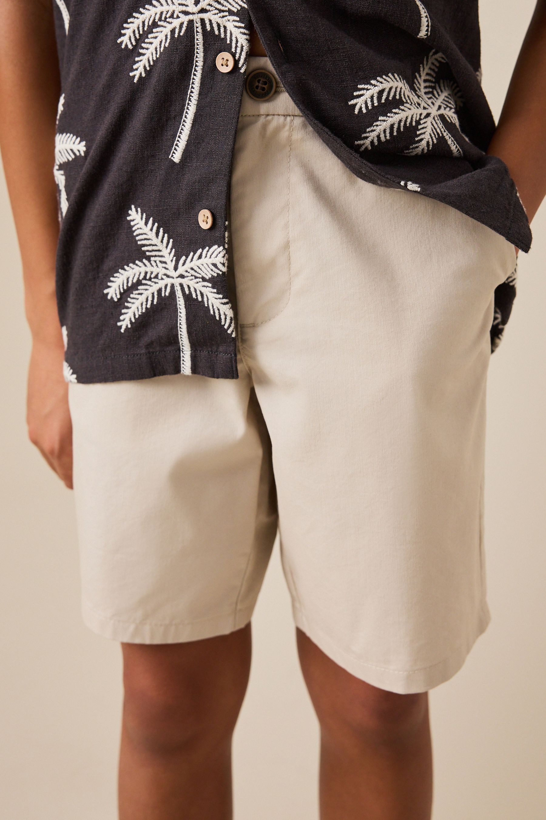 Next Shorts Leichte Chinoshorts (1-tlg)