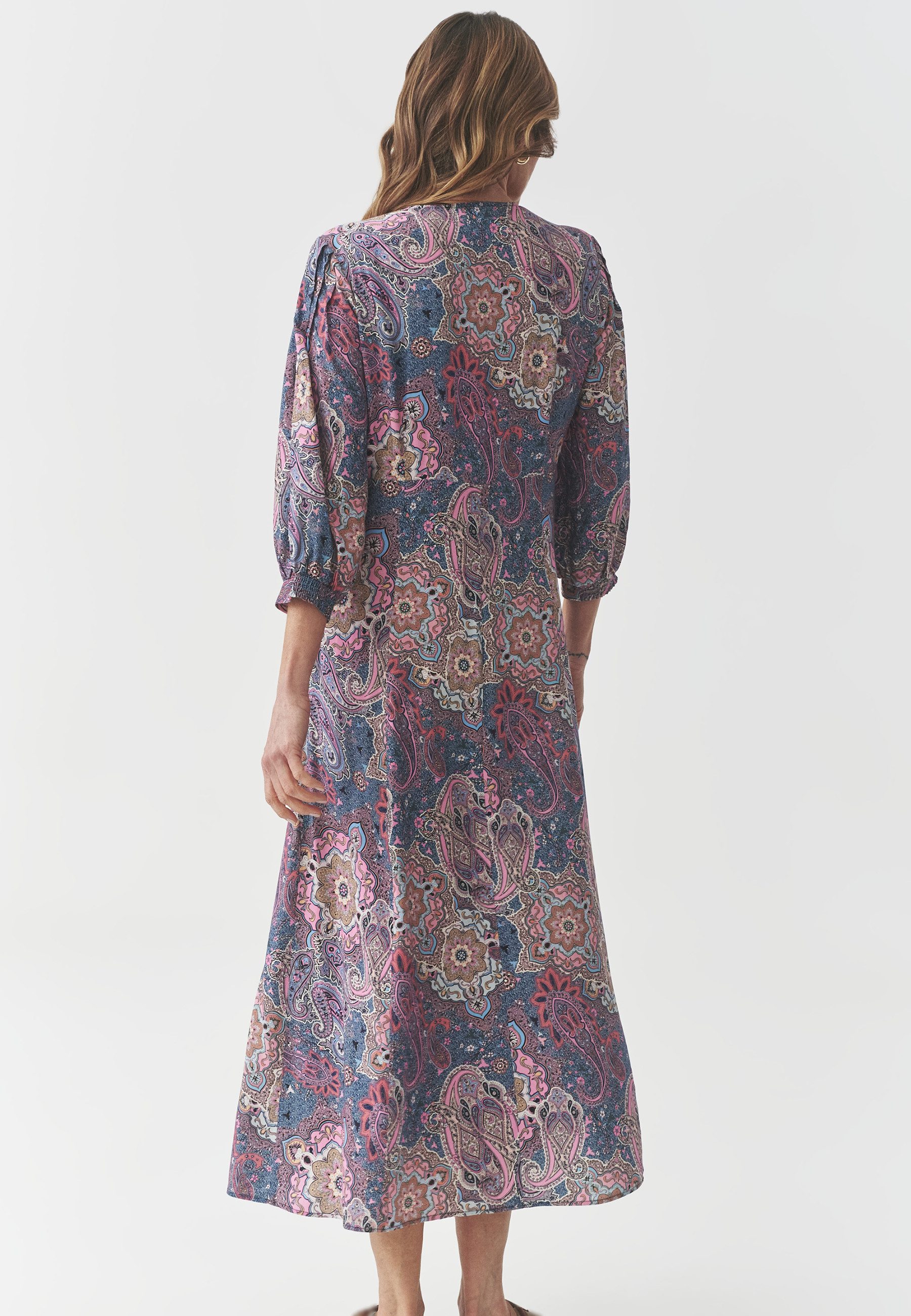 TATUUM Midikleid Viskosekleid Mit Einzigartigem Muster - Kasidi