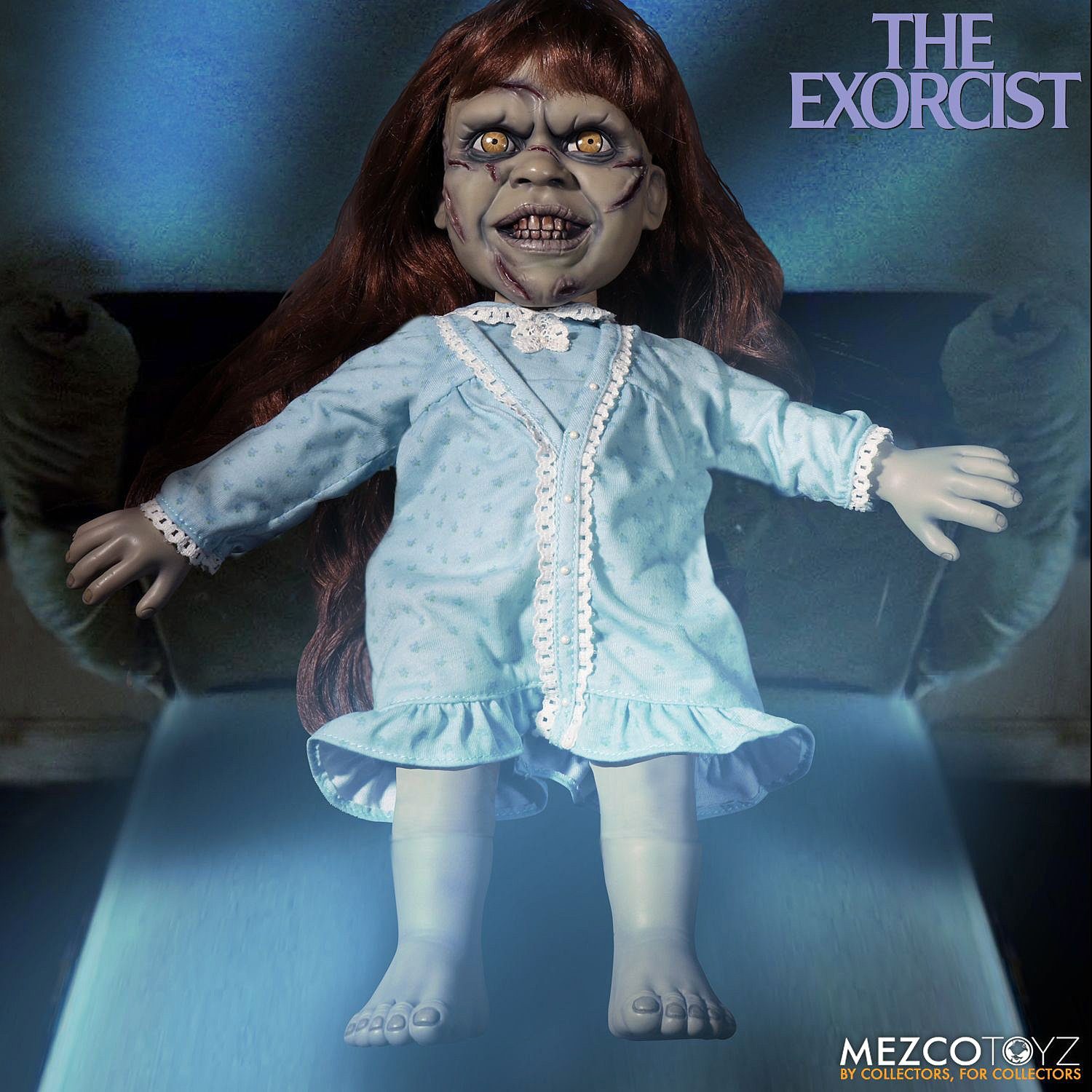 MEZCO Regan The Scale Mega 15 Puppe Exorcist Actionfigur