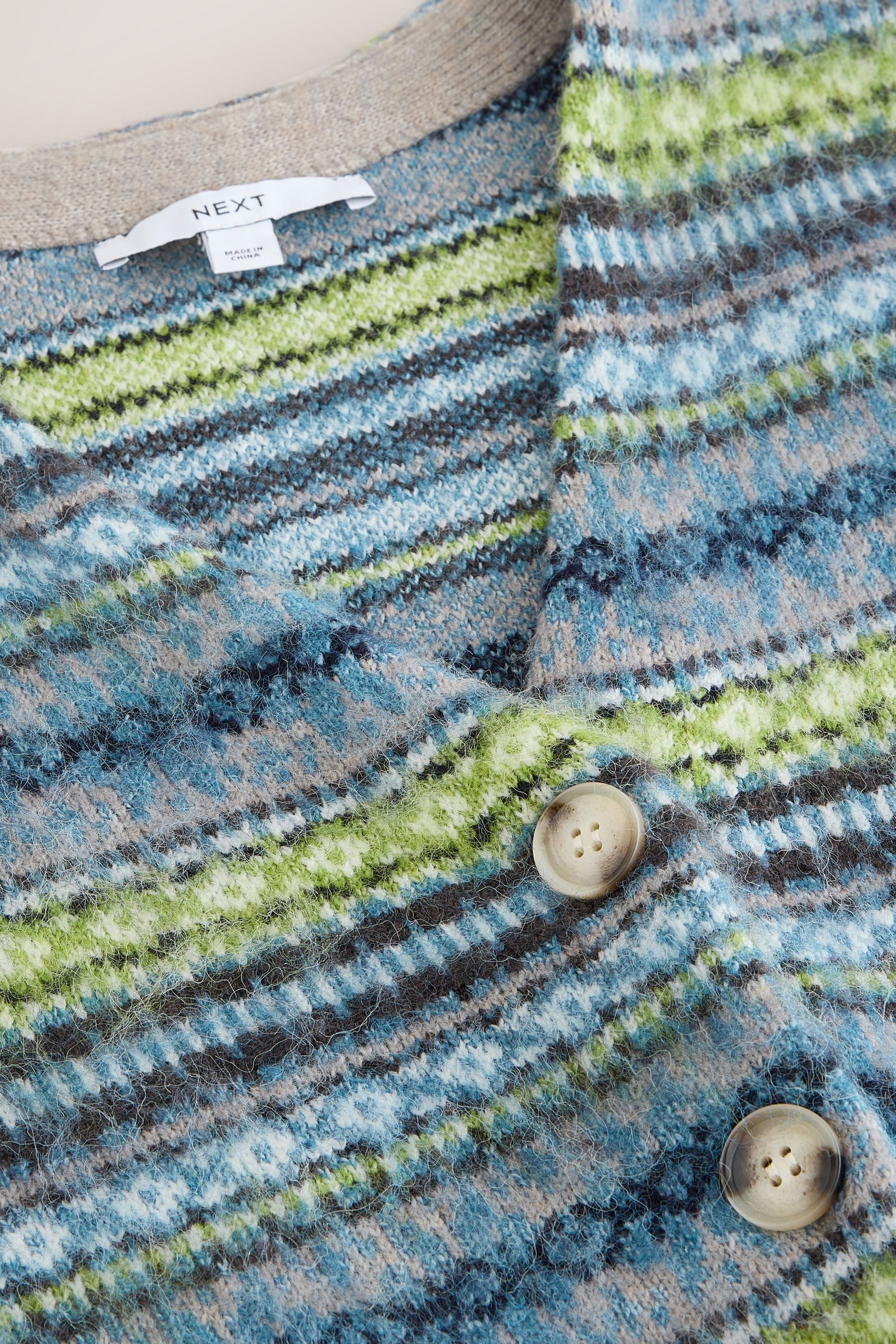 Next Strickjacke Angeraute Strickjacke mit V-Ausschnitt (1-tlg) günstig online kaufen