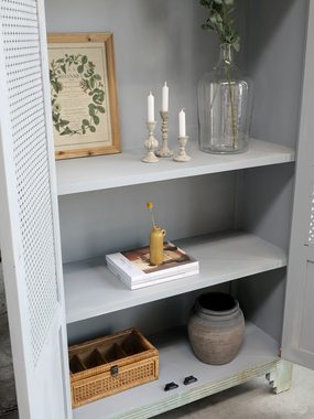 Chic Antique Vitrine Alter französicher Wäscheschrank