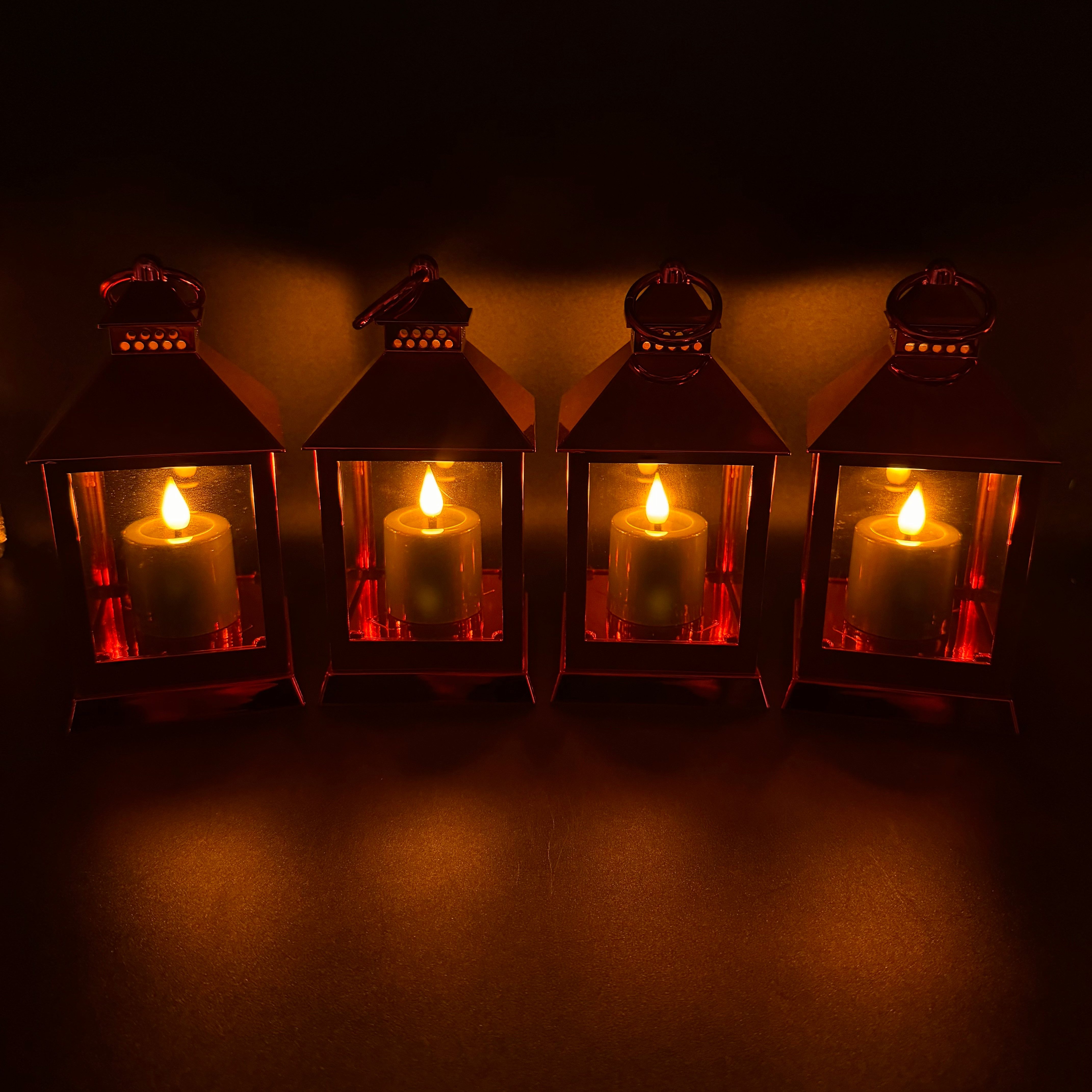 Online-Fuchs LED Laterne - 4er Set Deko Laternen mit LED-Kerzen und 6-Stunden Timerfunktion, mit realistischer Kerzenflamme, warmweiße Beleuchtung, glänzender Shiny-Look - aus Kunststoff gefertigt