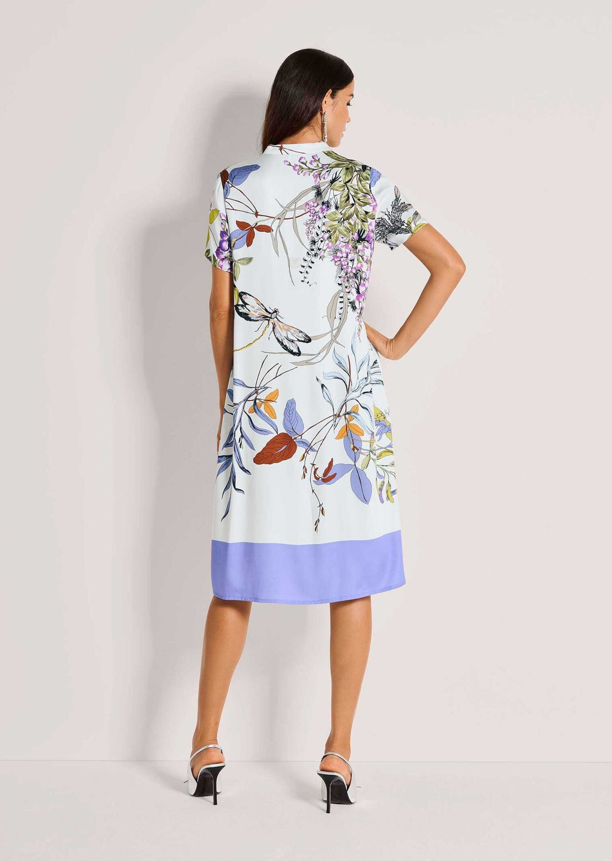 MADELEINE Midikleid Druckkleid mit floralem Muster Midikleid mit Stehkragen, V-Ausschnitt, Kurzarm und Knielänge