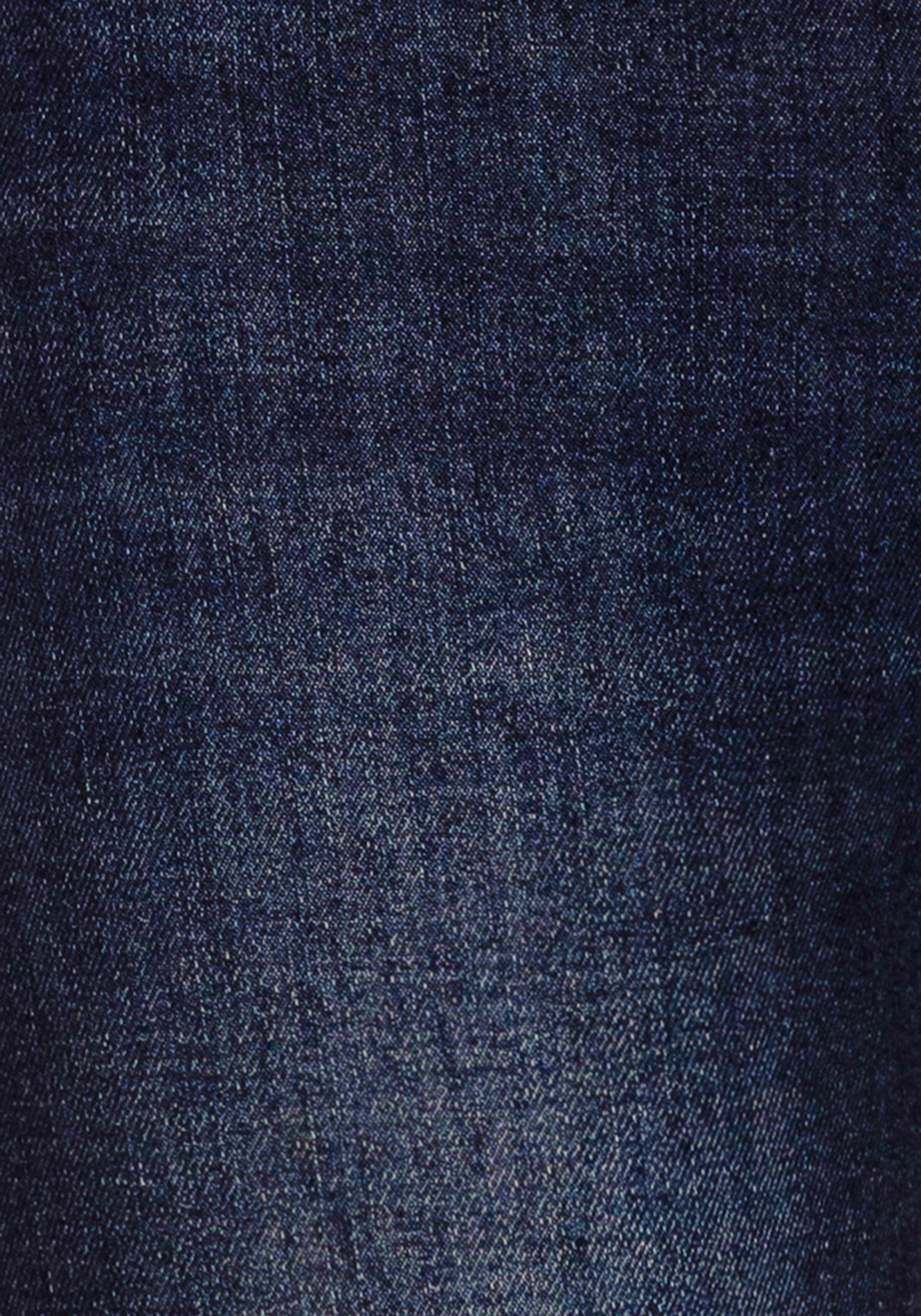 blue ökologische, djunaHS wassersparende durch used H.I.S 5-Pocket-Jeans dark Ozon Wash Produktion