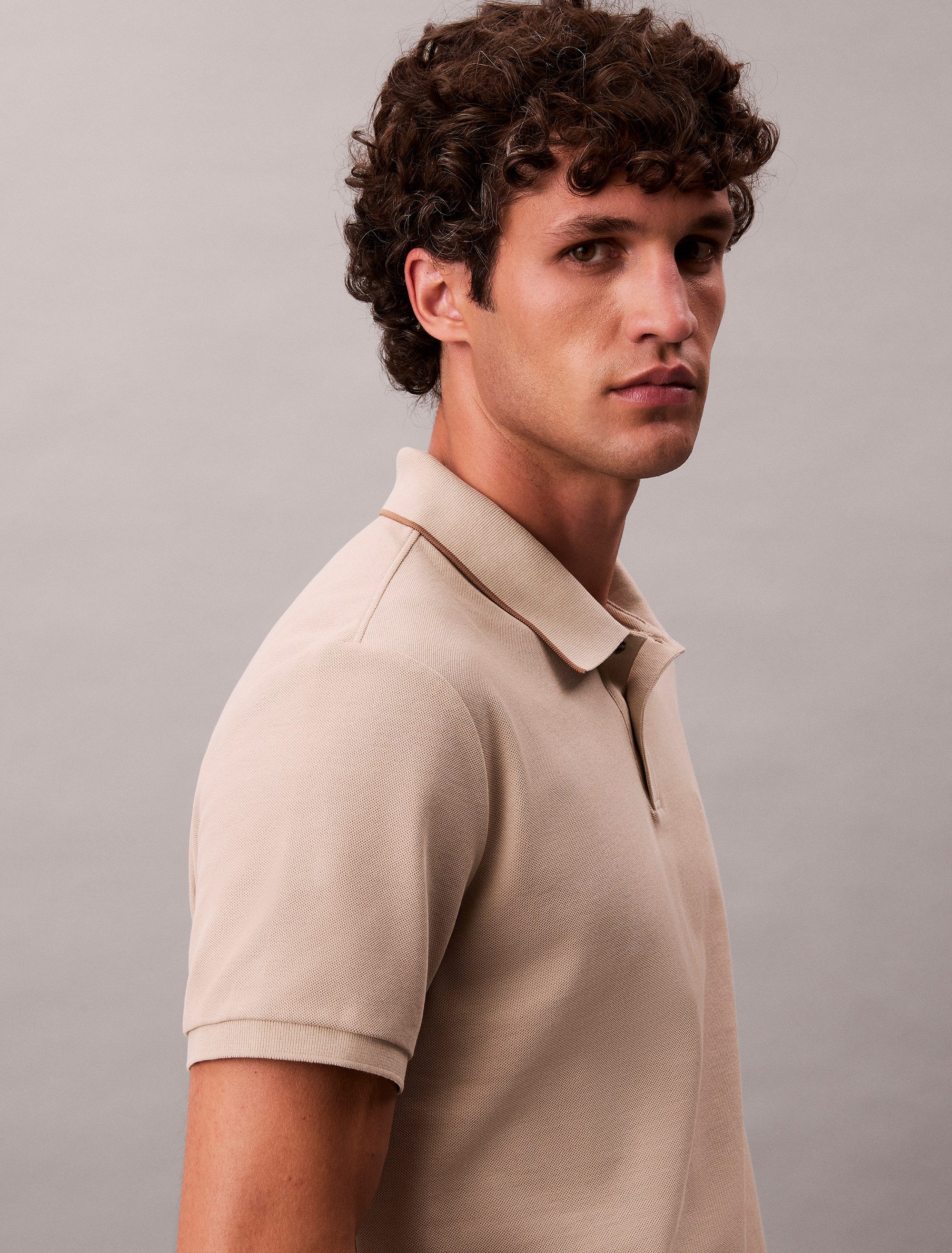 Calvin Klein Jeans Poloshirt SS RFND PQ TPPD CLSS Mit Rundhalsausschnitt – Bild 4 von 5