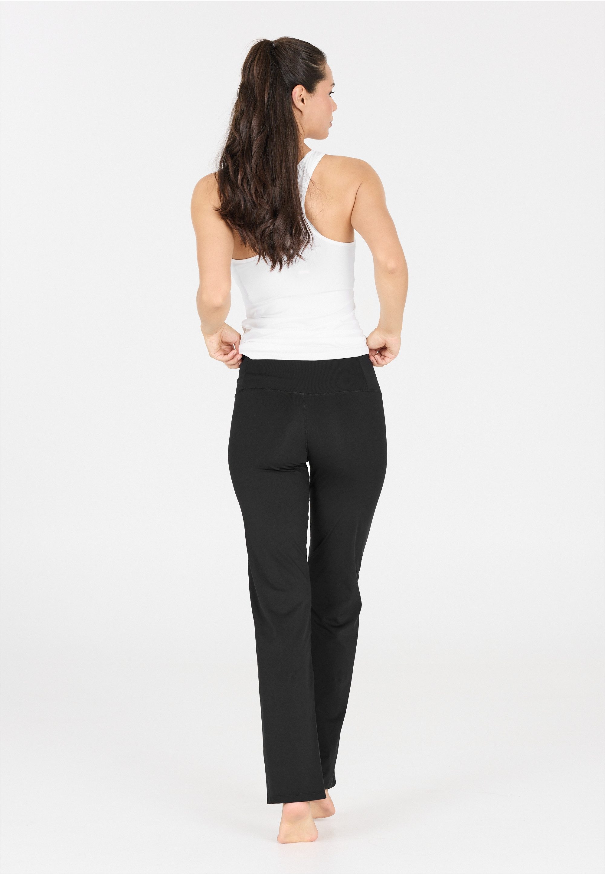 ATHLECIA Sporthose Metis aus atmungsaktivem Material