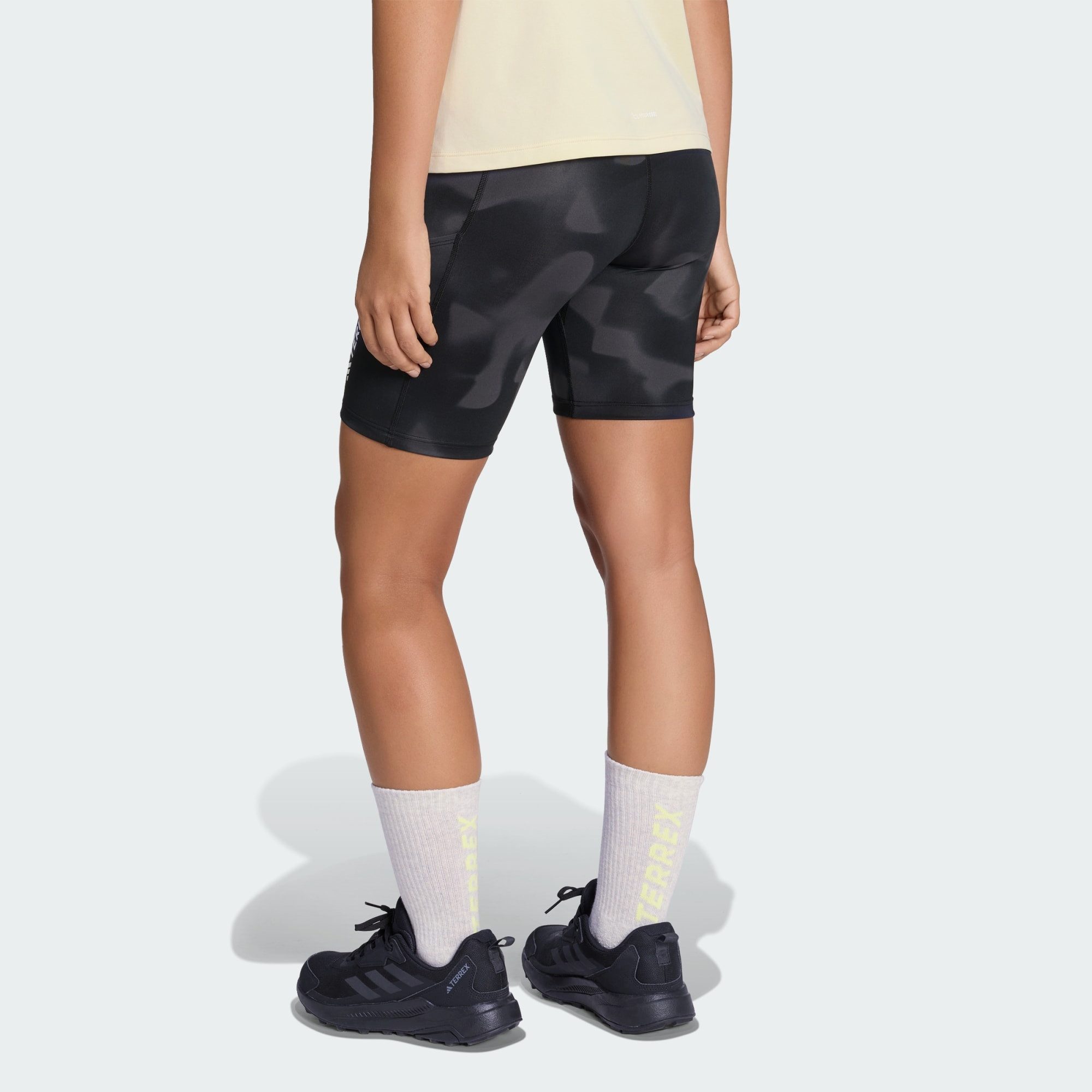 adidas TERREX Shorts TERREX MULTI 8INCH KURZE LEGGINGS, PRINT (1-tlg)