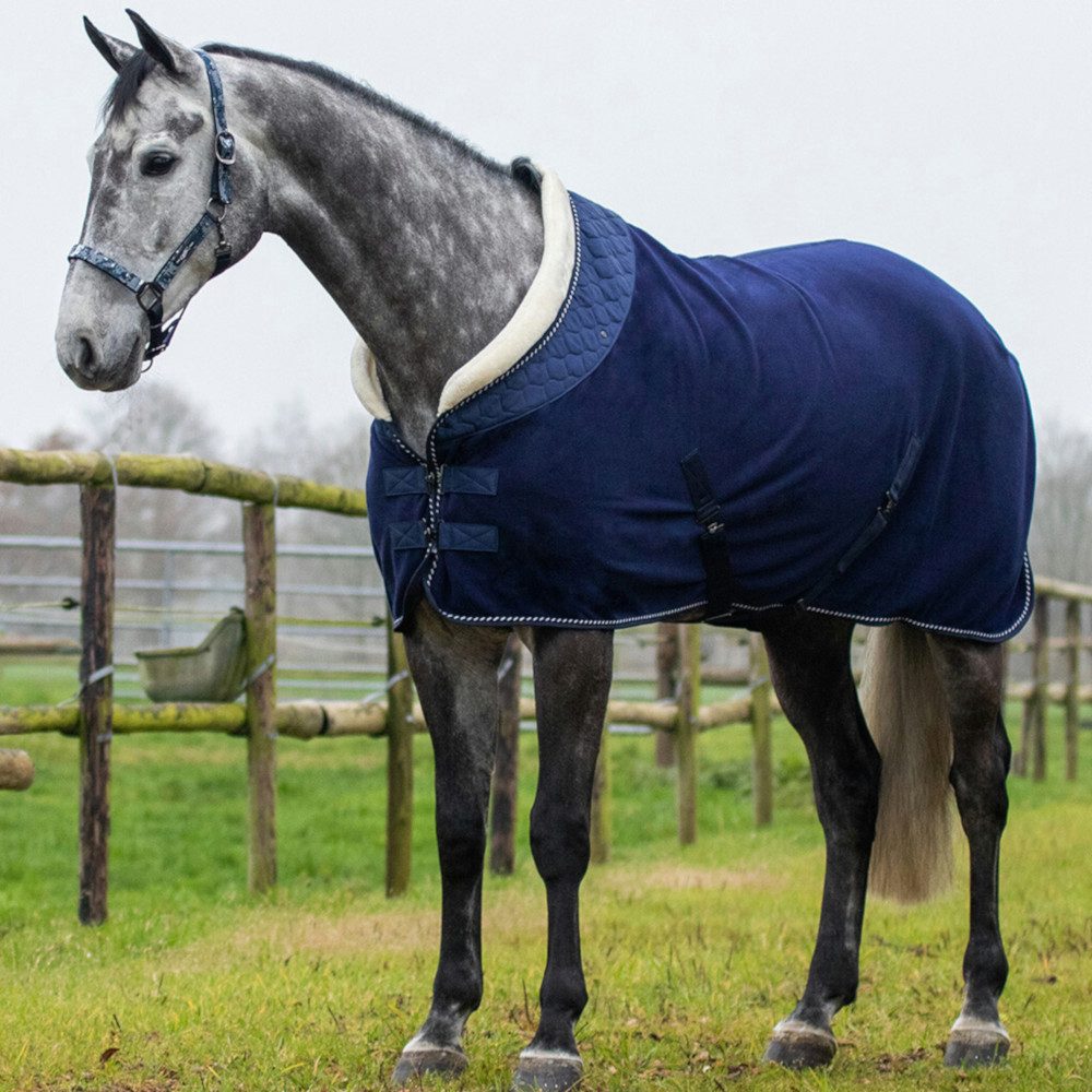 QHP Pferde-Abschwitzdecke QHP Fleecedecke Brilliance - Blueberry