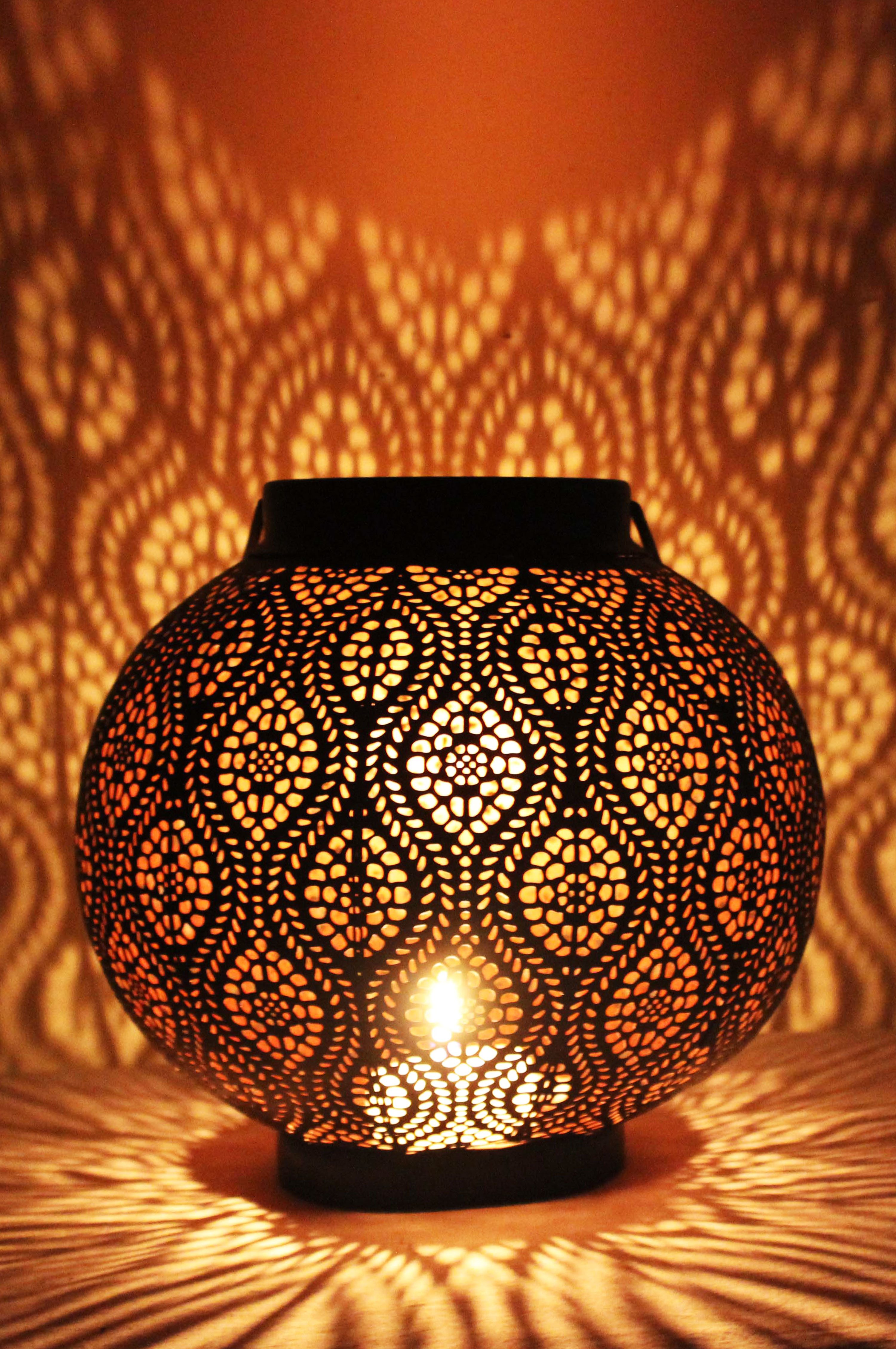 Marrakesch Orient & Mediterran Interior Teelichthalter Orientalisches Indisches Windlicht Bahadir Schwarz (1 St), Handarbeit