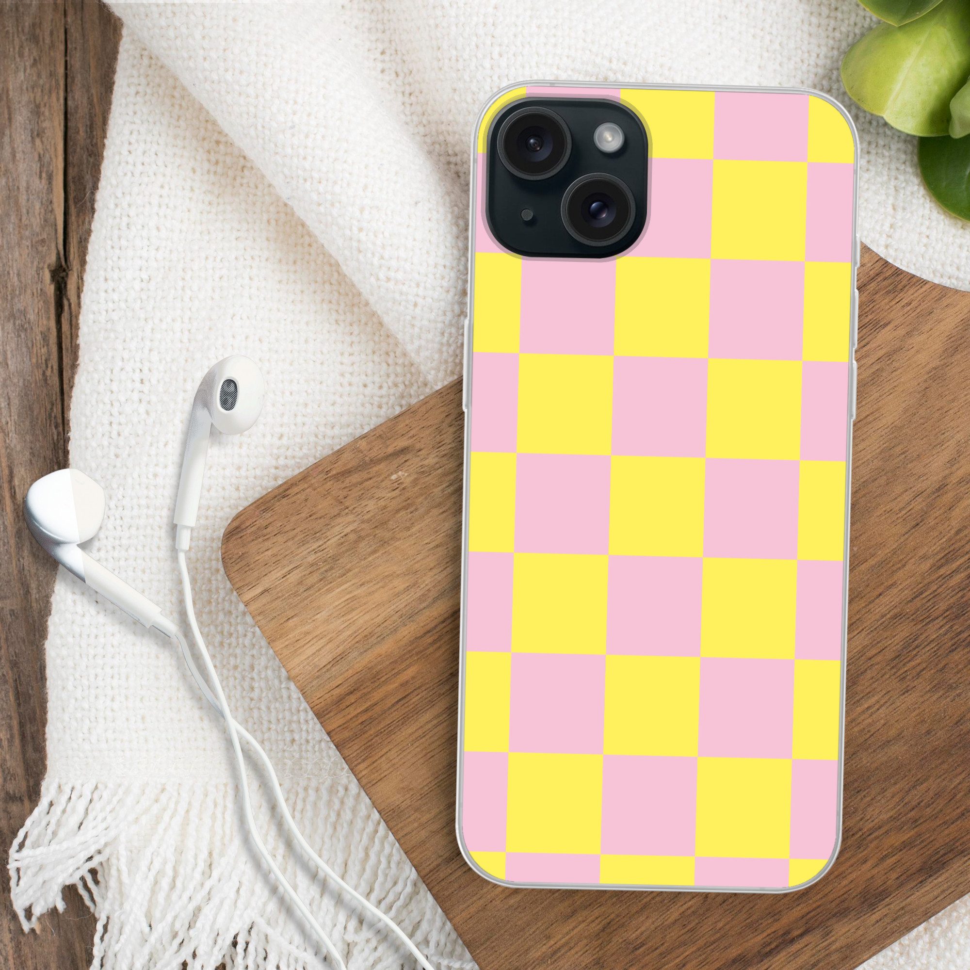MuchoWow Handyhülle für Apple iPhone 15 Plus Schachbrettmuster - Gelb - Rosa - Würfel, Smartphone-Bumper, Print, Handy Schutzhülle Dünn