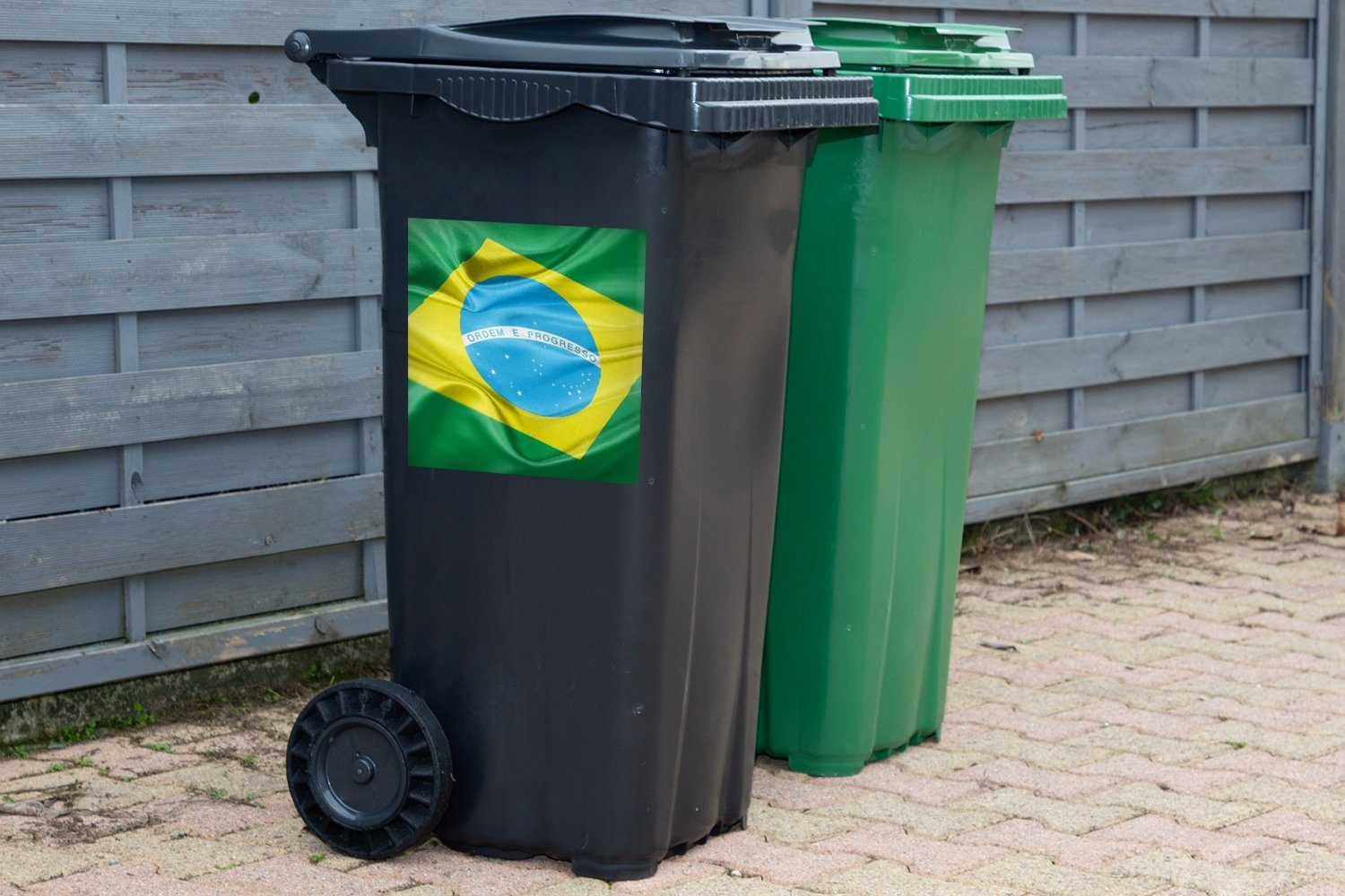 Brasilien MuchoWow Flagge Wandsticker Container, St), der Mülltonne, Nahaufnahme Abfalbehälter (1 von Sticker, Mülleimer-aufkleber,