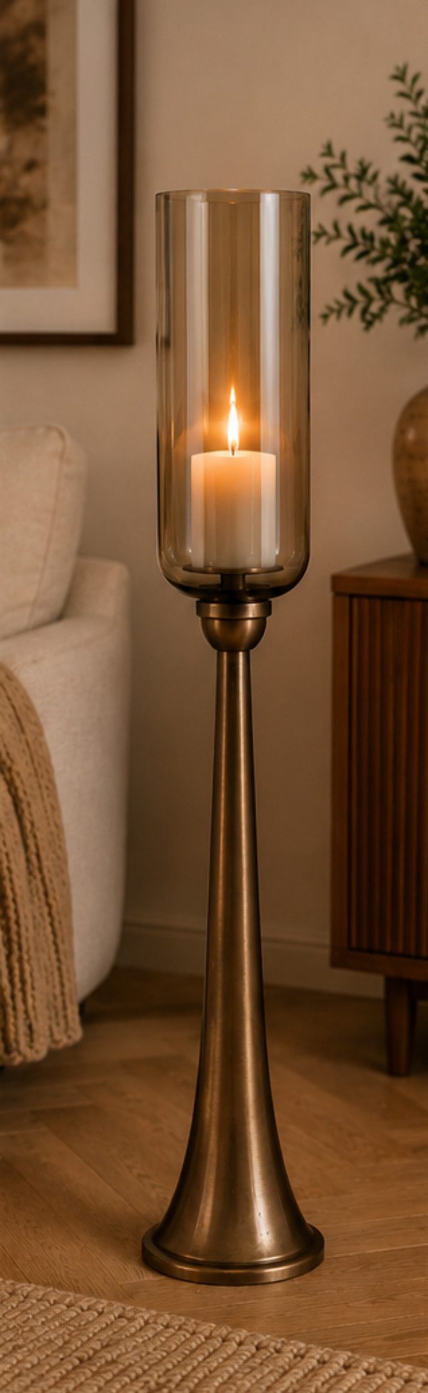 finehomegarden Bodenwindlicht Kerzenständer Säule Bronze mit Glas Hurricane Windlicht Metall & Glas (Stück, 1 St), H110cm Boden-Kerzenhalter für Wohnzimmer, Flur & Eventdekoration