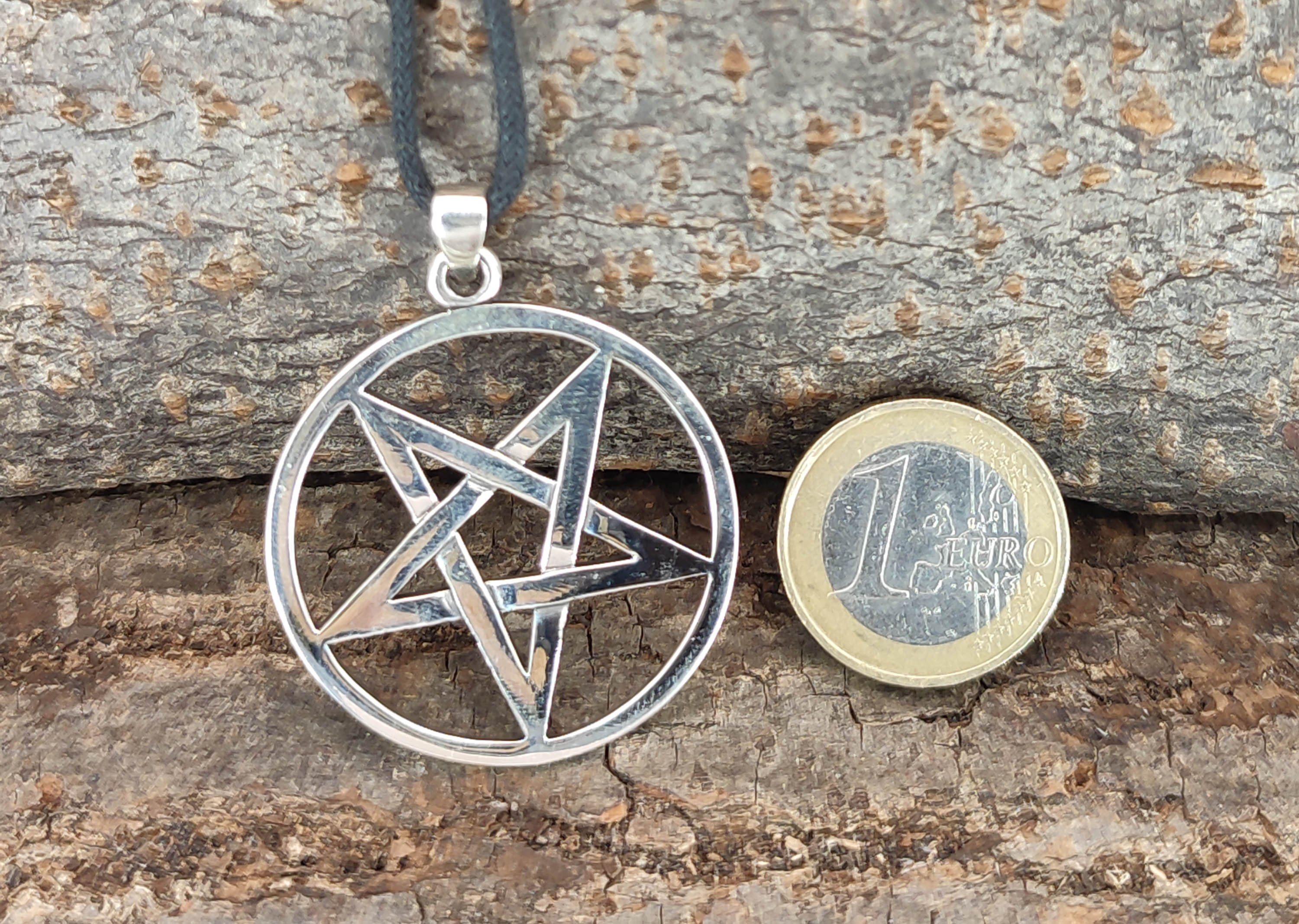 Satan Luzifer Drudenfuß of Pentagramm of Leather Kiss Kettenanhänger Church