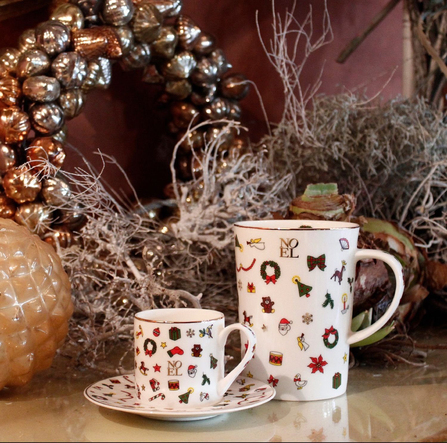 TAITÙ Tasse Noel Oro Henkelbecher 450 ml, 1-tlg., Fine Bone China