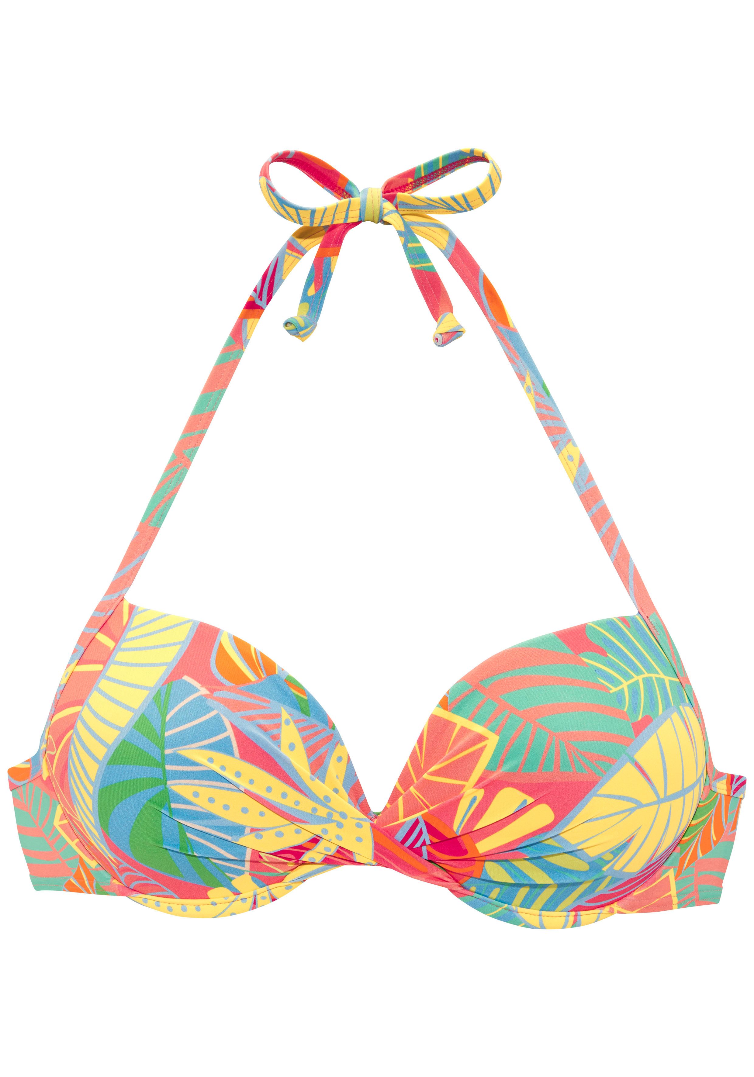 s.Oliver Push-Up-Bikini-Top Yana, mit stylischem Blätterdruck. € 44,99