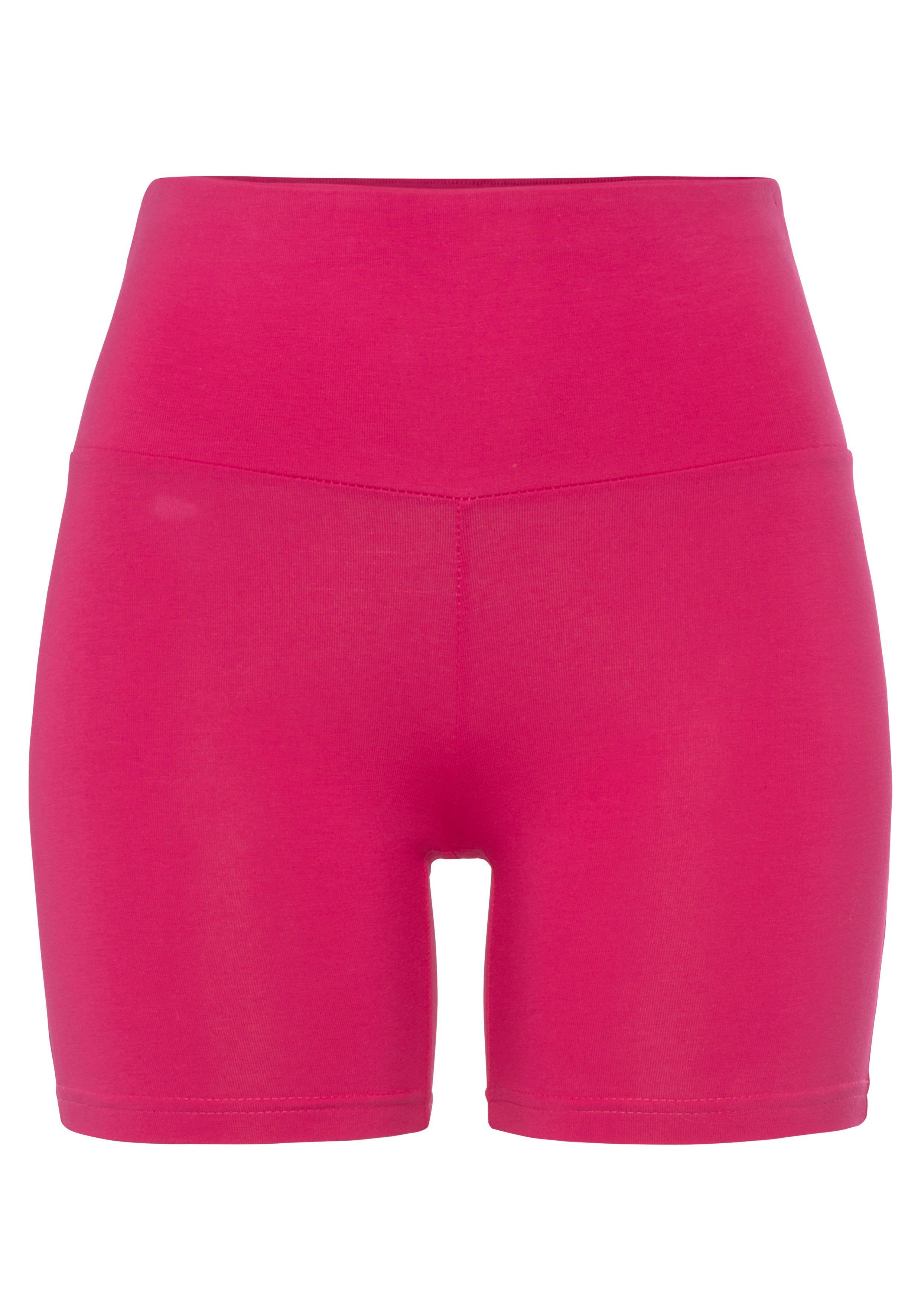 LASCANA Shorts mit breitem pink Logodruck, Loungewear Bündchen und