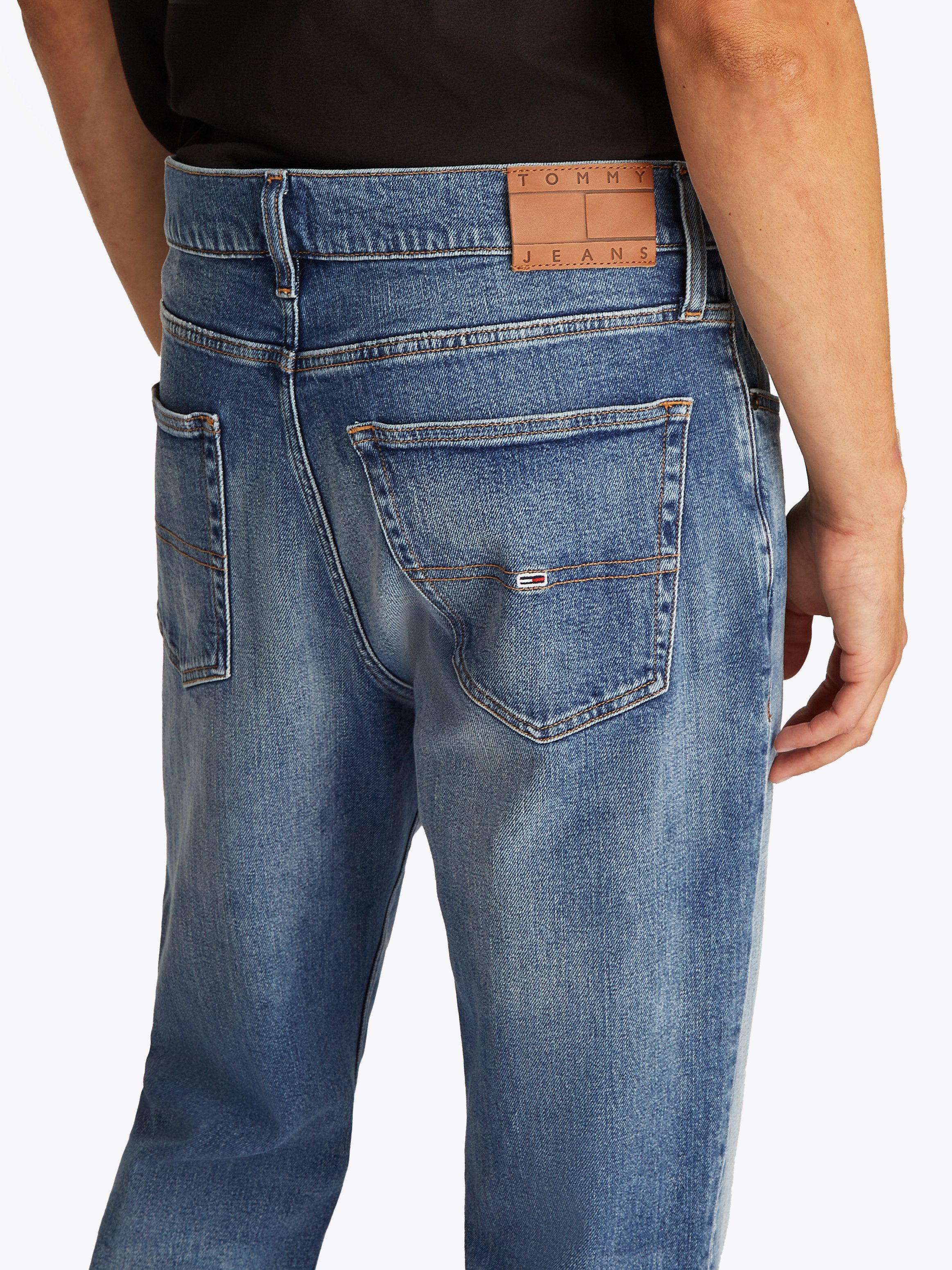 Tommy Jeans Slim-fit-Jeans Ryan Regular Slim Straight Slim‑Straight‑Jeans aus hochwertigem Denim regulärer Leibhöhe