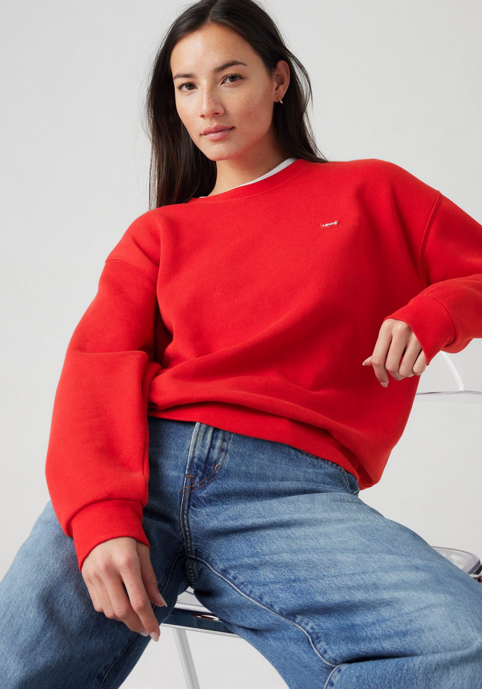 Levi's® Sweatshirt EVERYDAY CREW SWEATSHIRT mit kleinem Logo auf der Brust günstig online kaufen