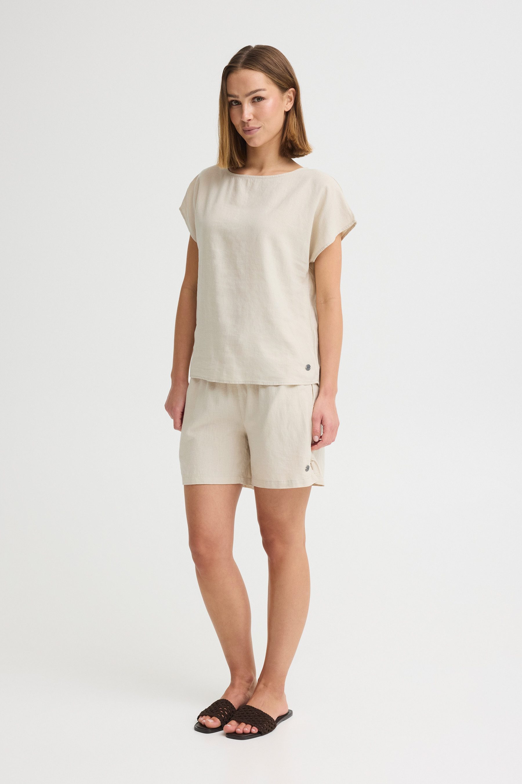 OXMO Kurzarmbluse OXArnora Angenehmes Blusenshirt aus Leinenmix – Bild 3 von 5