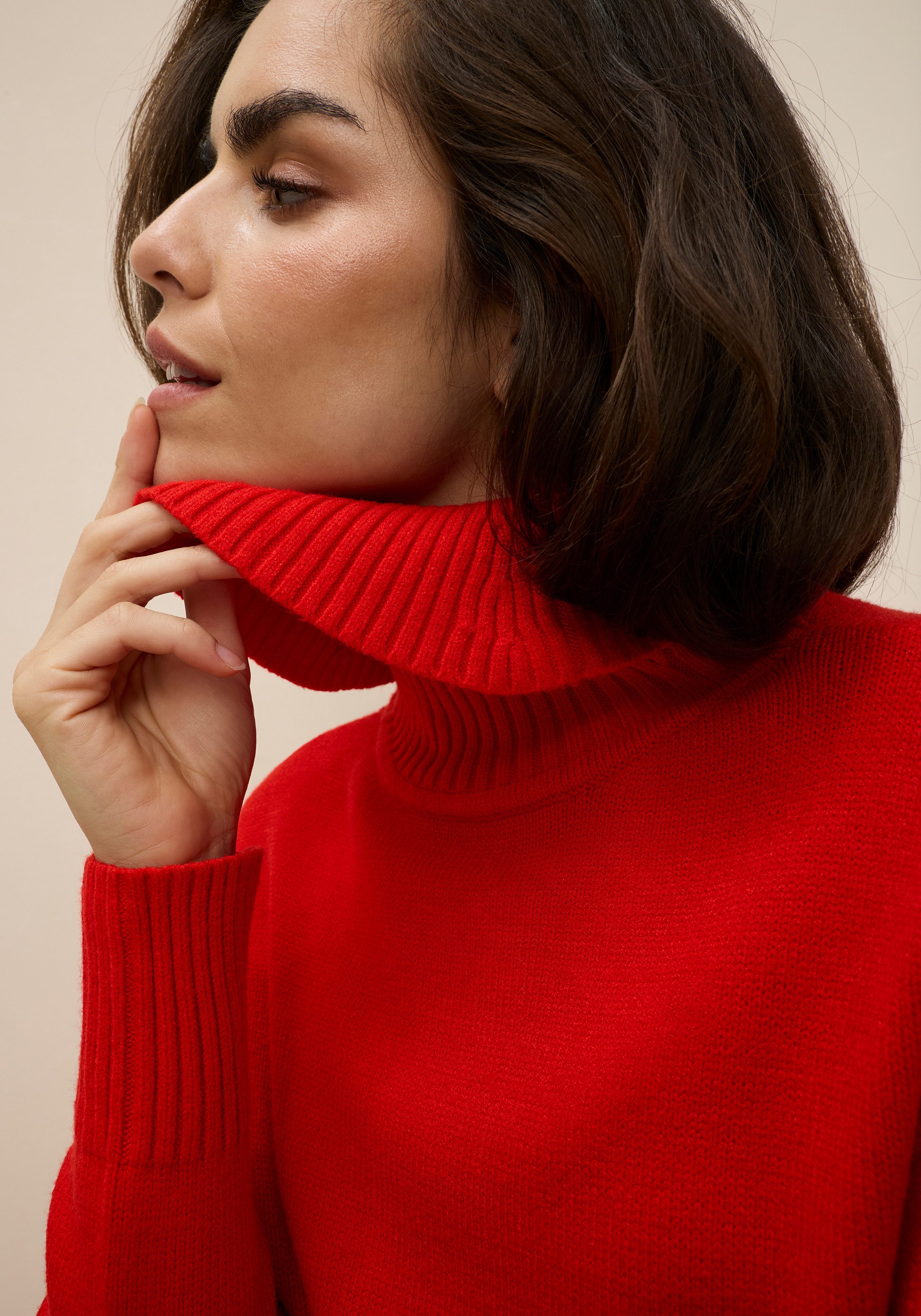 Tamaris Rollkragenpullover in lässiger Form mit seitlichen Schlitzen günstig online kaufen
